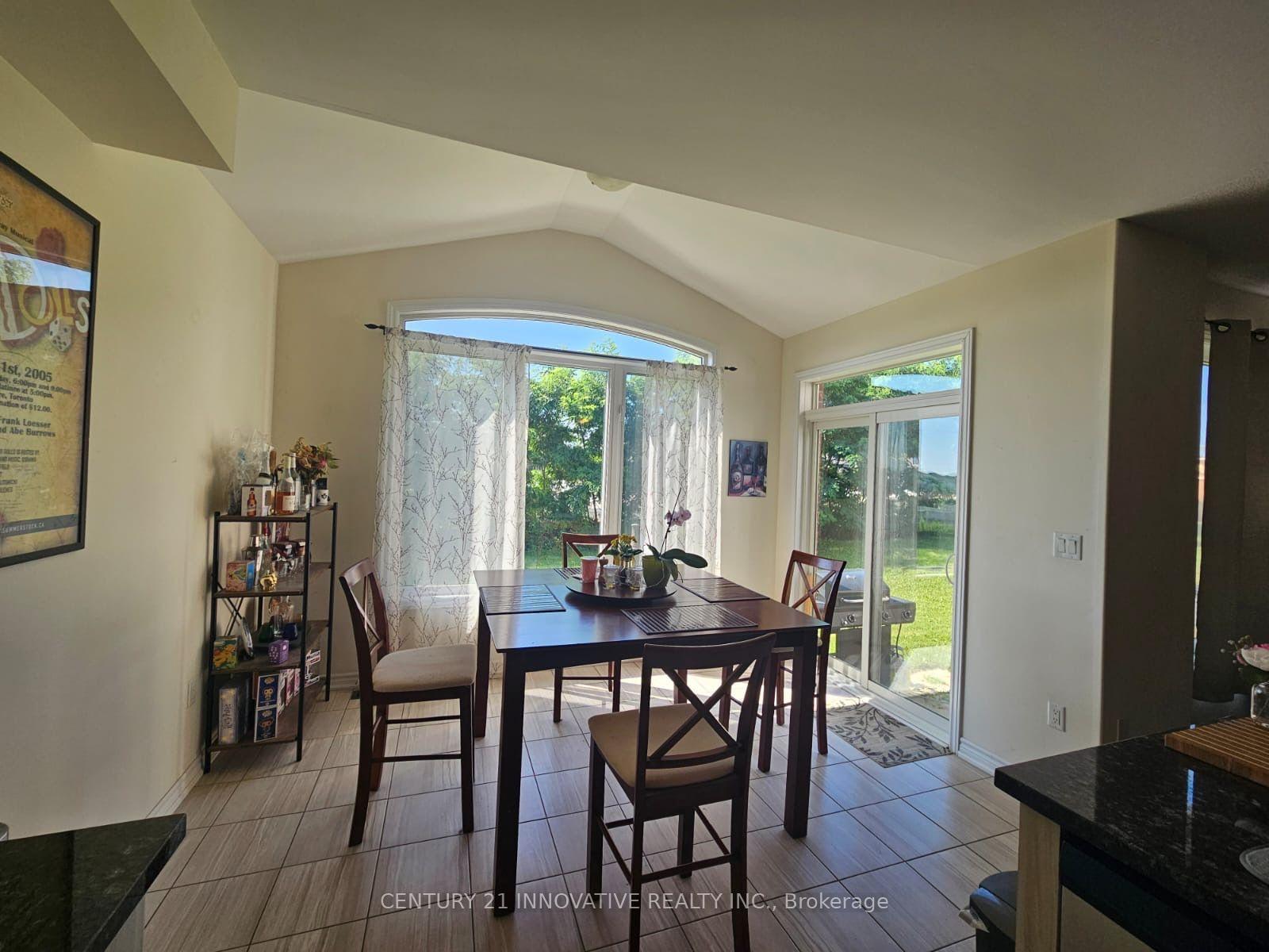 Photo 4 of 219 Northglen Boulevard, Clarington, Bowmanville — HOMEH