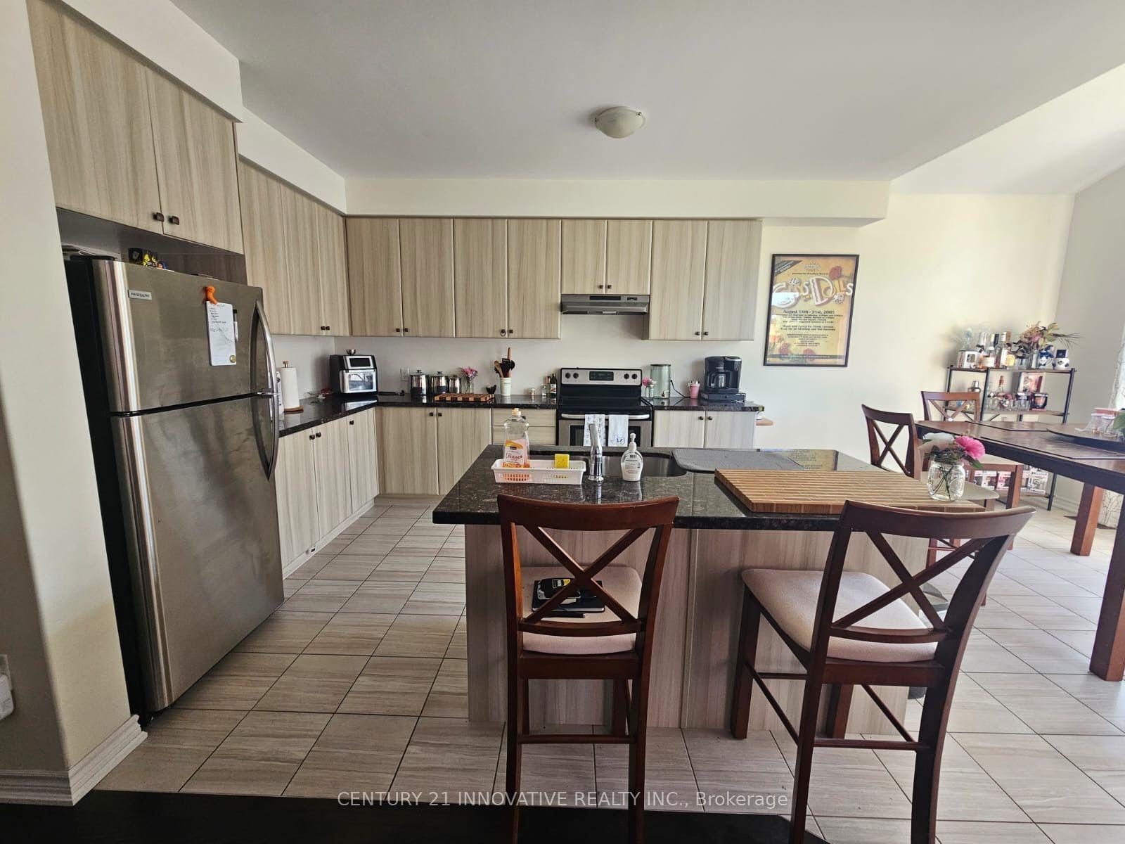 Photo 5 of 219 Northglen Boulevard, Clarington, Bowmanville — HOMEH