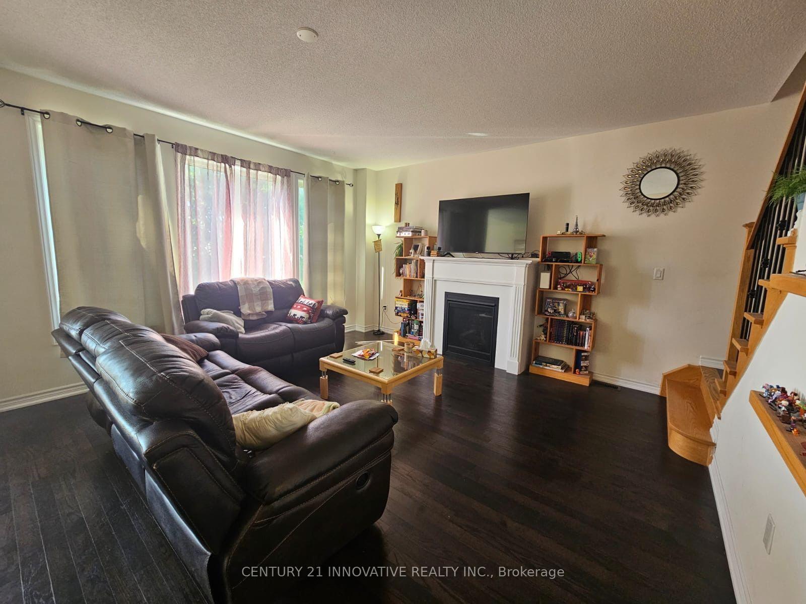 Photo 10 of 219 Northglen Boulevard, Clarington, Bowmanville — HOMEH
