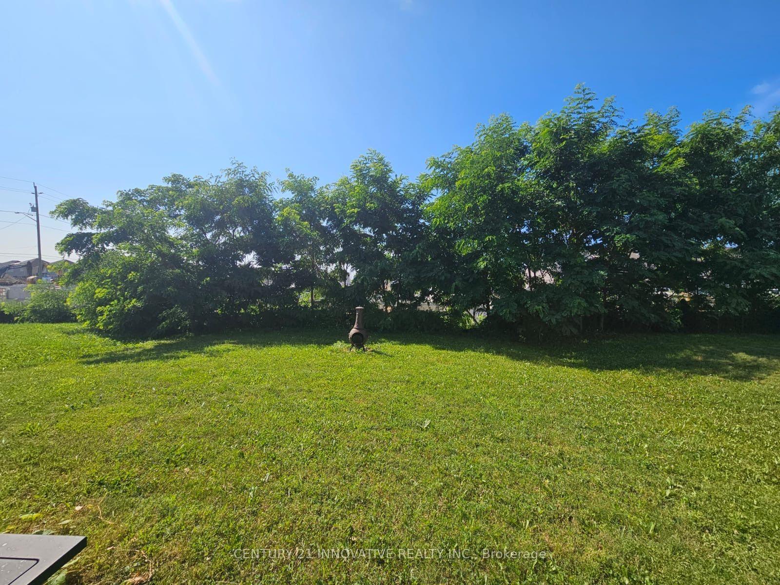 Photo 24 of 219 Northglen Boulevard, Clarington, Bowmanville — HOMEH