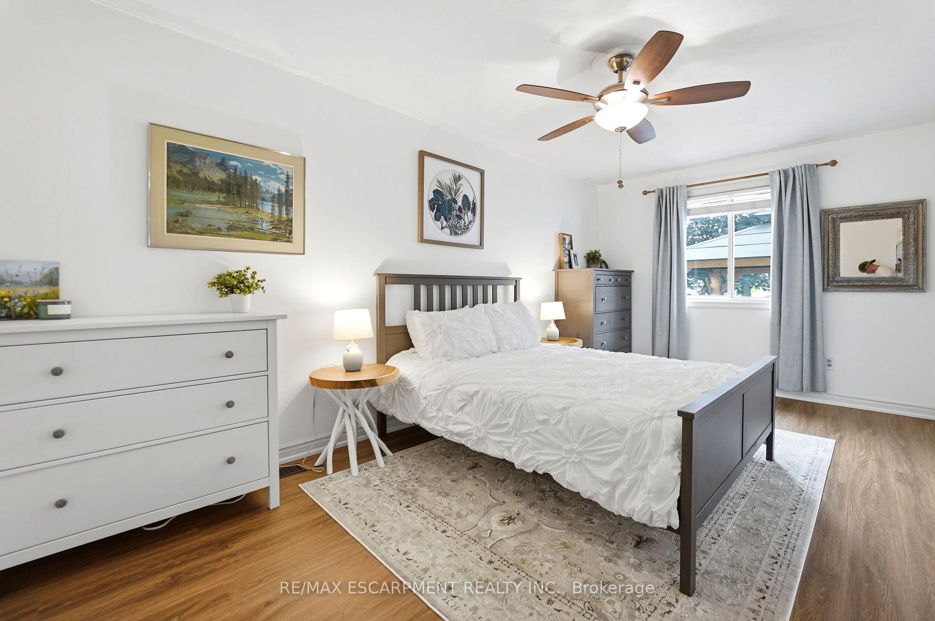 Photo 13 of 44 Marion Street, Hamilton, Mount Hope — HOMEH