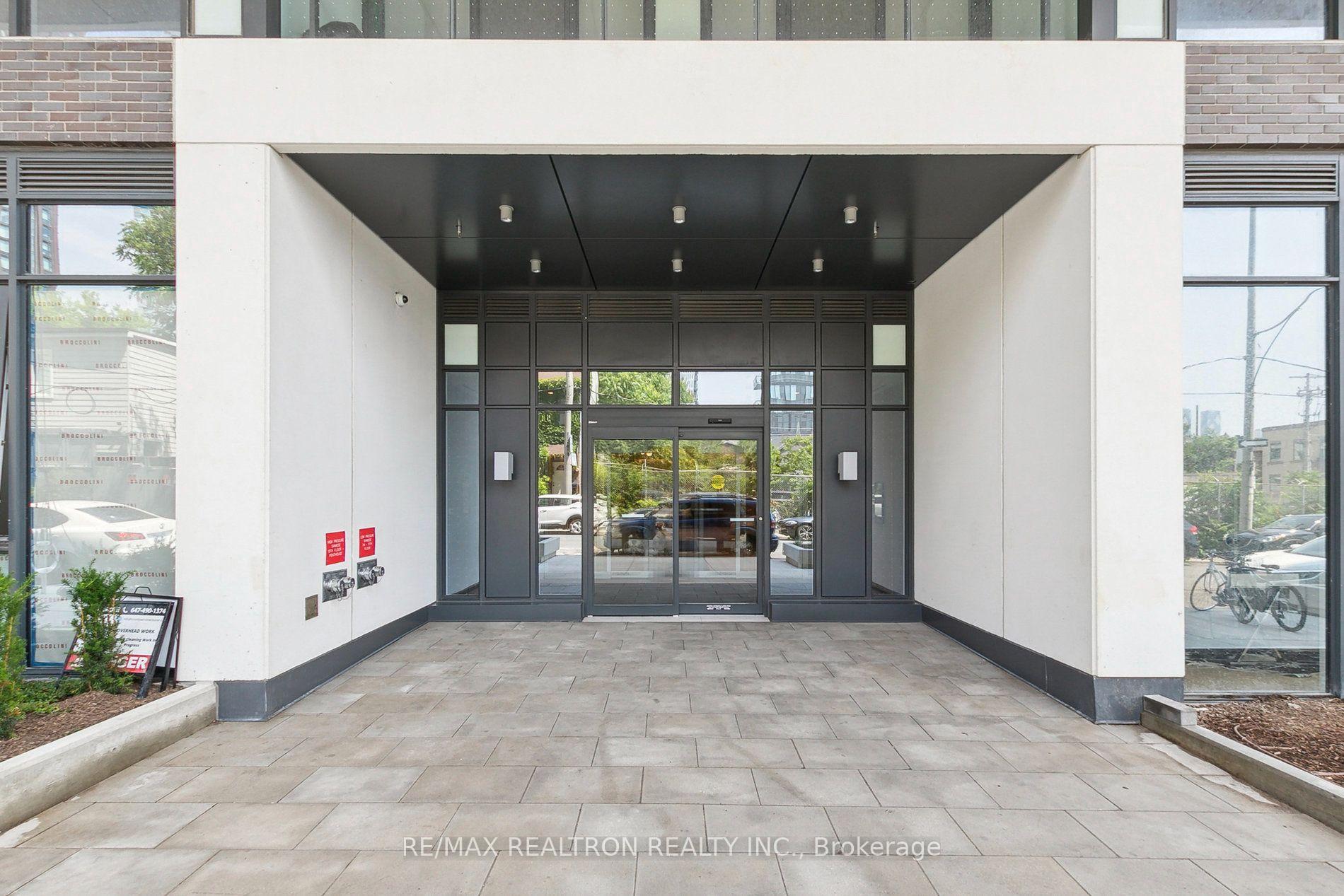 Photo 2 of Unit 722, 5 Defries Street, Toronto, Regent Park — HOMEH