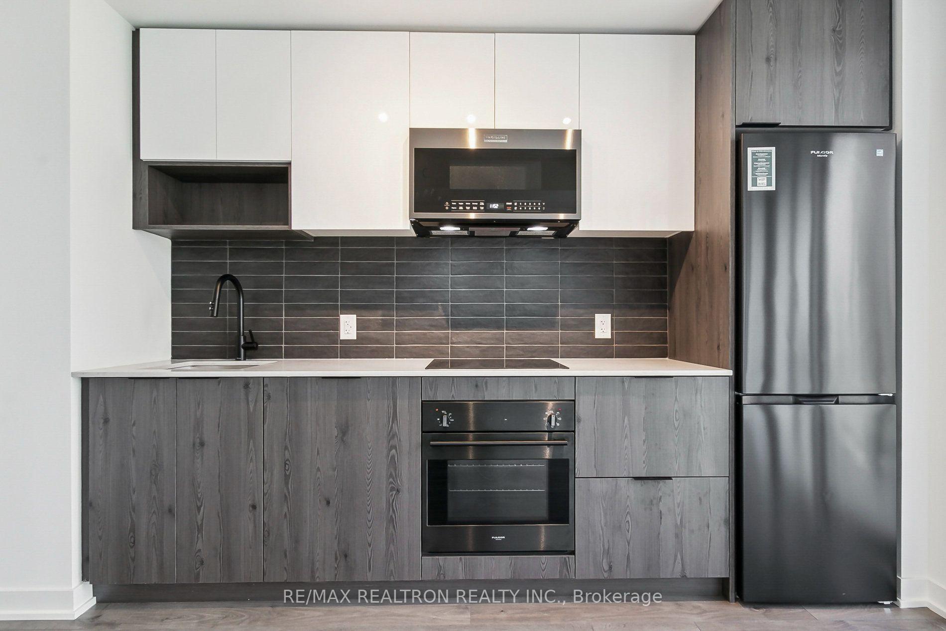 Photo 7 of Unit 722, 5 Defries Street, Toronto, Regent Park — HOMEH