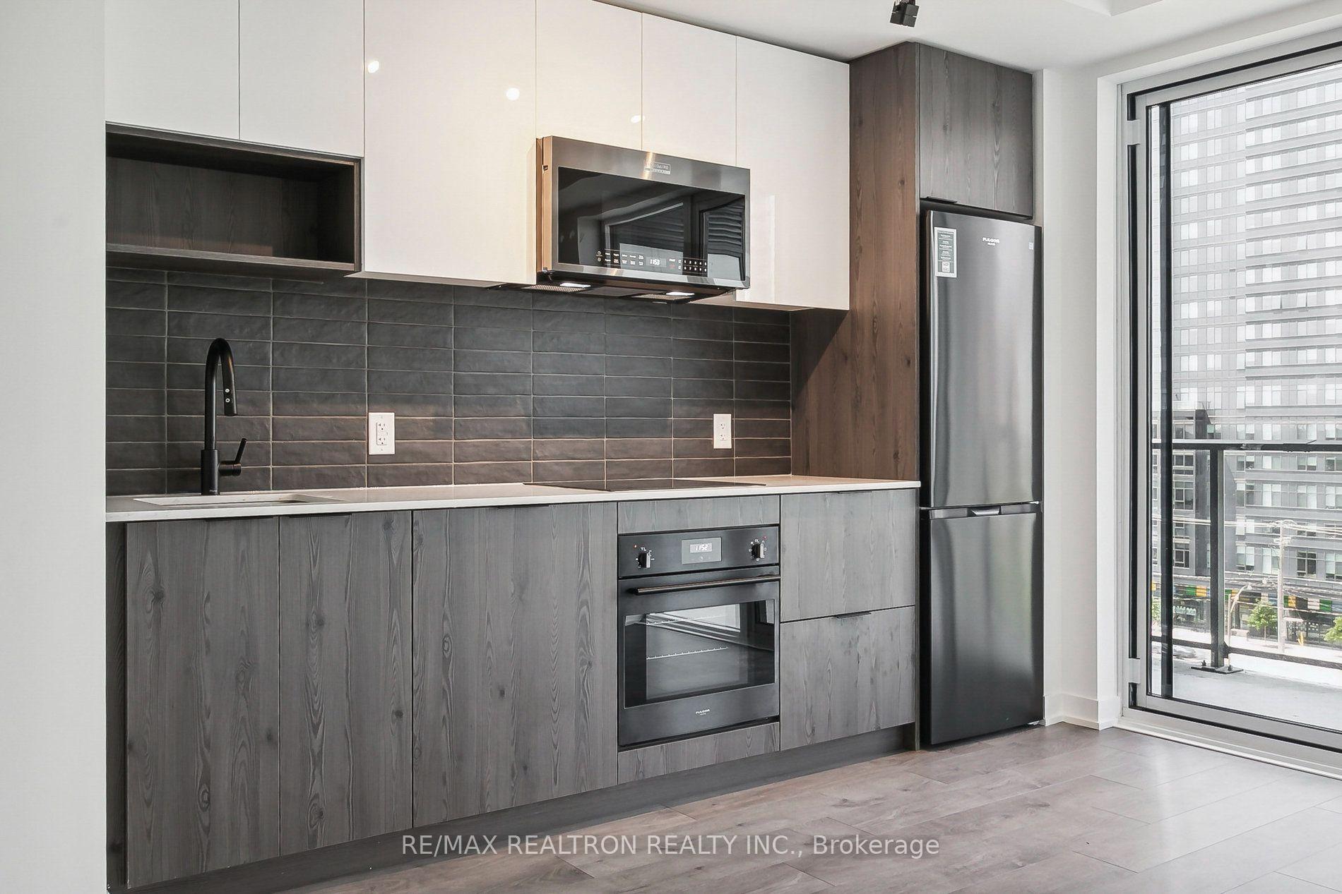 Photo 8 of Unit 722, 5 Defries Street, Toronto, Regent Park — HOMEH