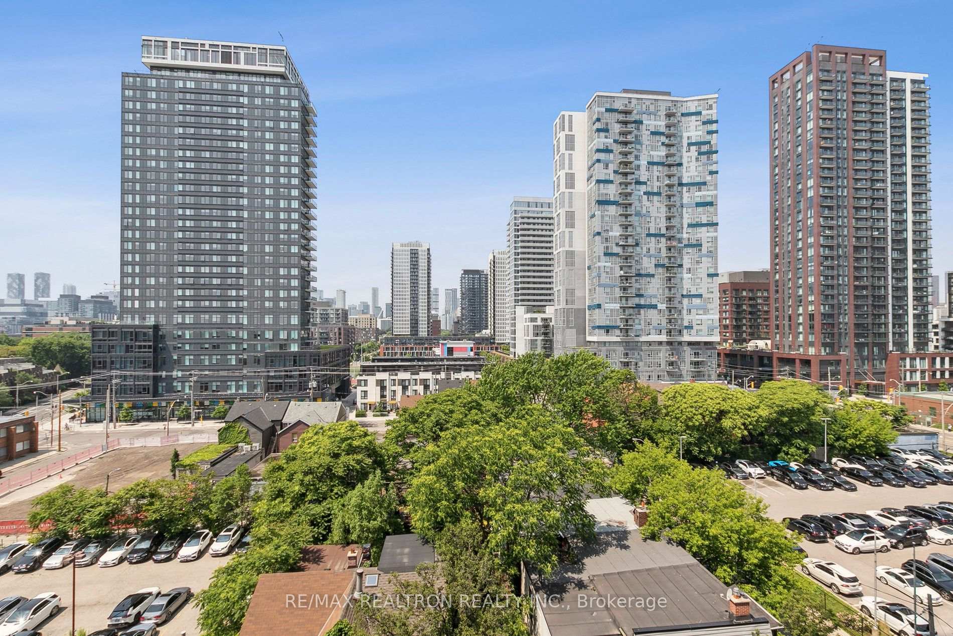 Photo 17 of Unit 722, 5 Defries Street, Toronto, Regent Park — HOMEH
