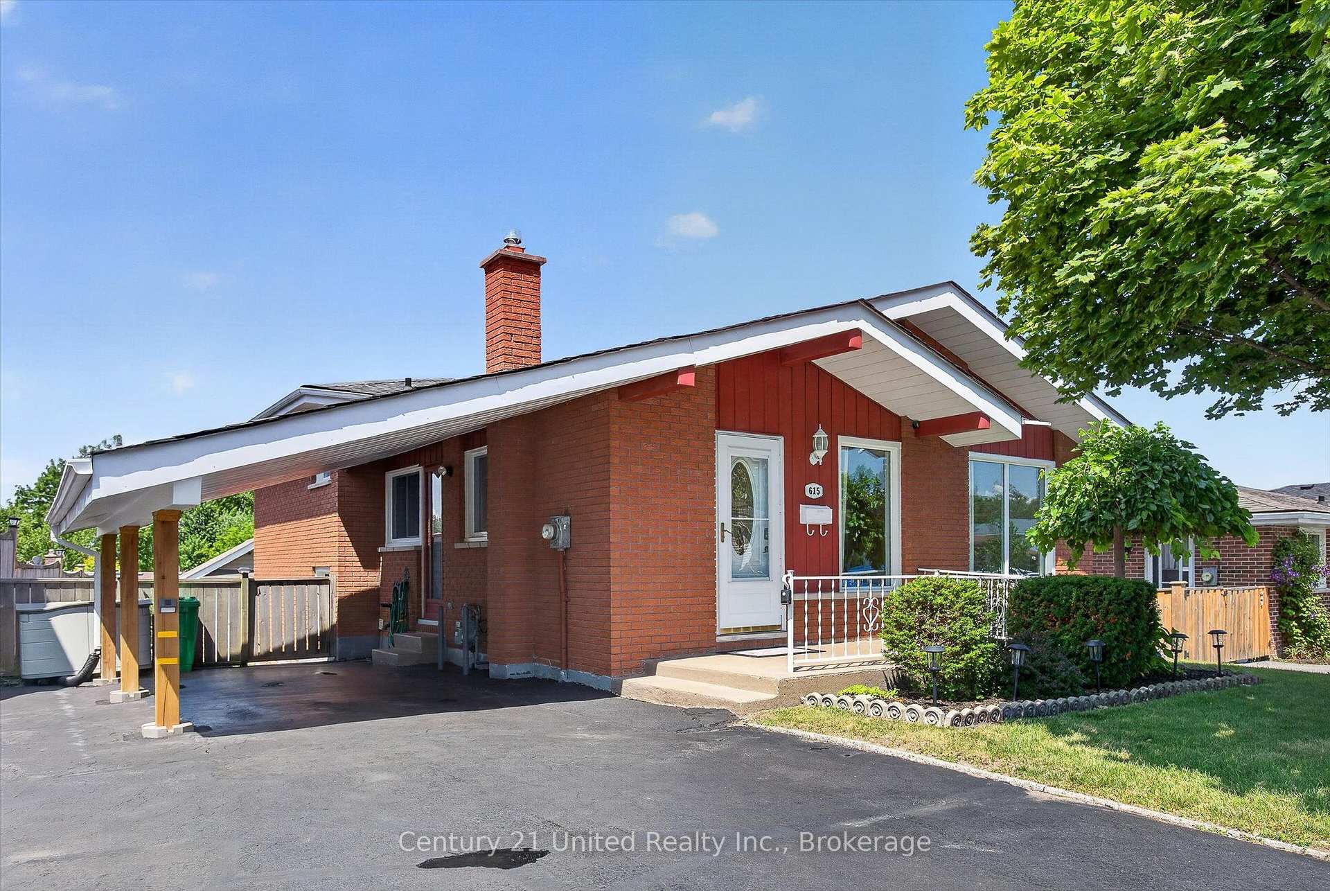 Photo 37 of 615 Saugeen Crescent, Peterborough, Ashburnham Ward 4 — HOMEH