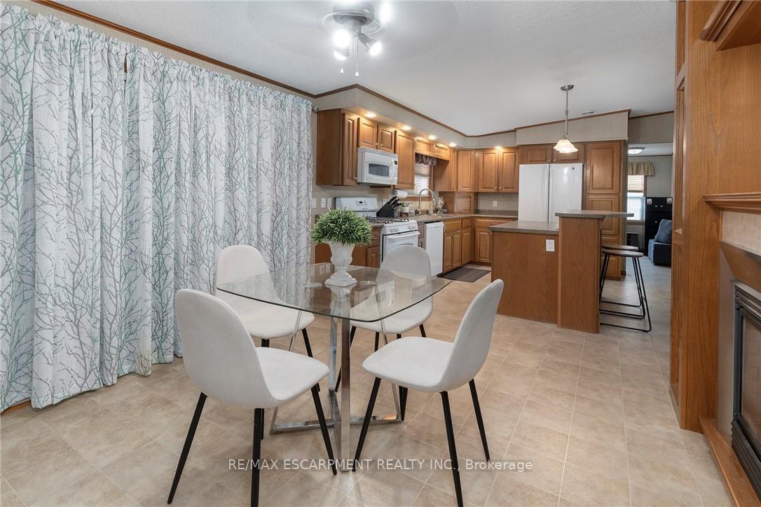 Photo 7 of 1161 4TH Concession Road W, Hamilton, Rural Flamborough — HOMEH