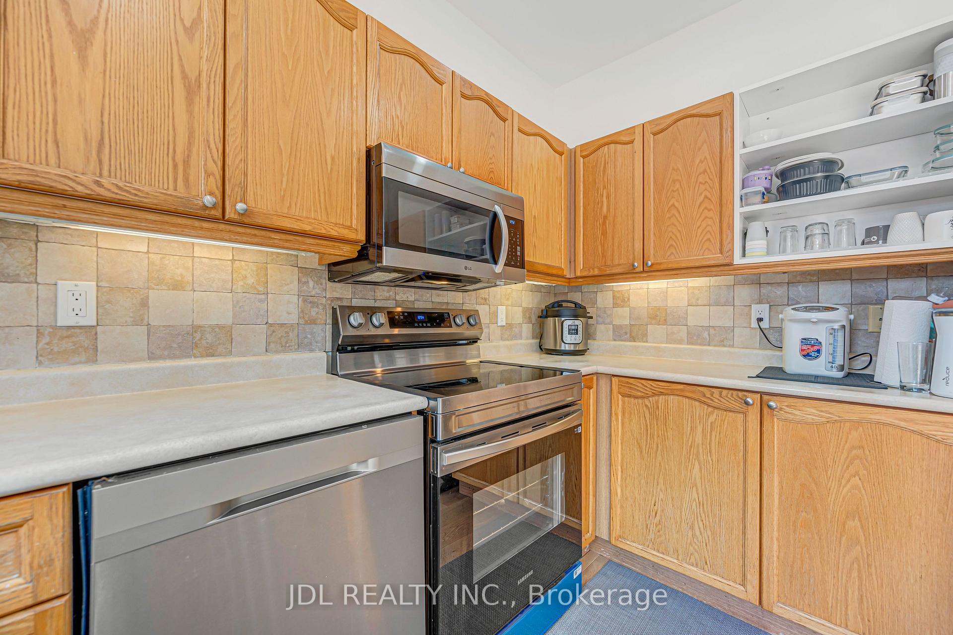 Photo 13 of 69 Summerset Drive, Barrie, Ardagh — HOMEH