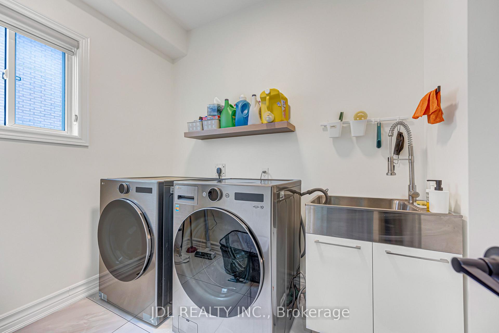 Photo 14 of 69 Summerset Drive, Barrie, Ardagh — HOMEH