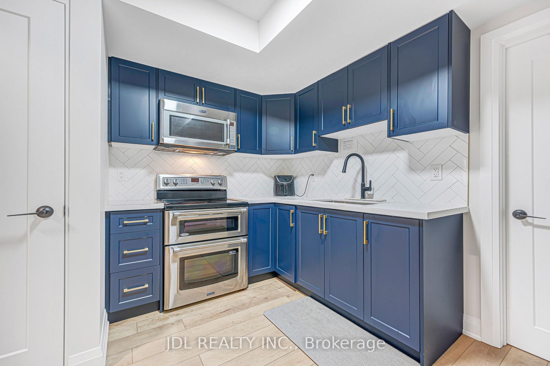 Photo 36 of 69 Summerset Drive, Barrie, Ardagh — HOMEH