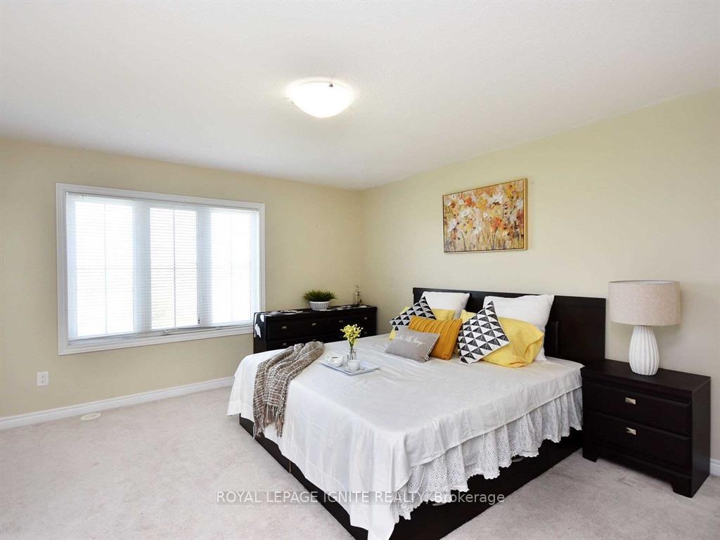 Photo 20 of 40 Cedar Lake Crescent, Brampton, Bram West — HOMEH