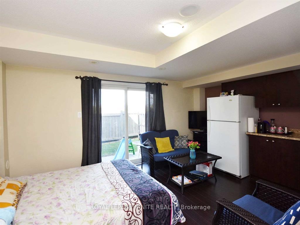 Photo 36 of 40 Cedar Lake Crescent, Brampton, Bram West — HOMEH