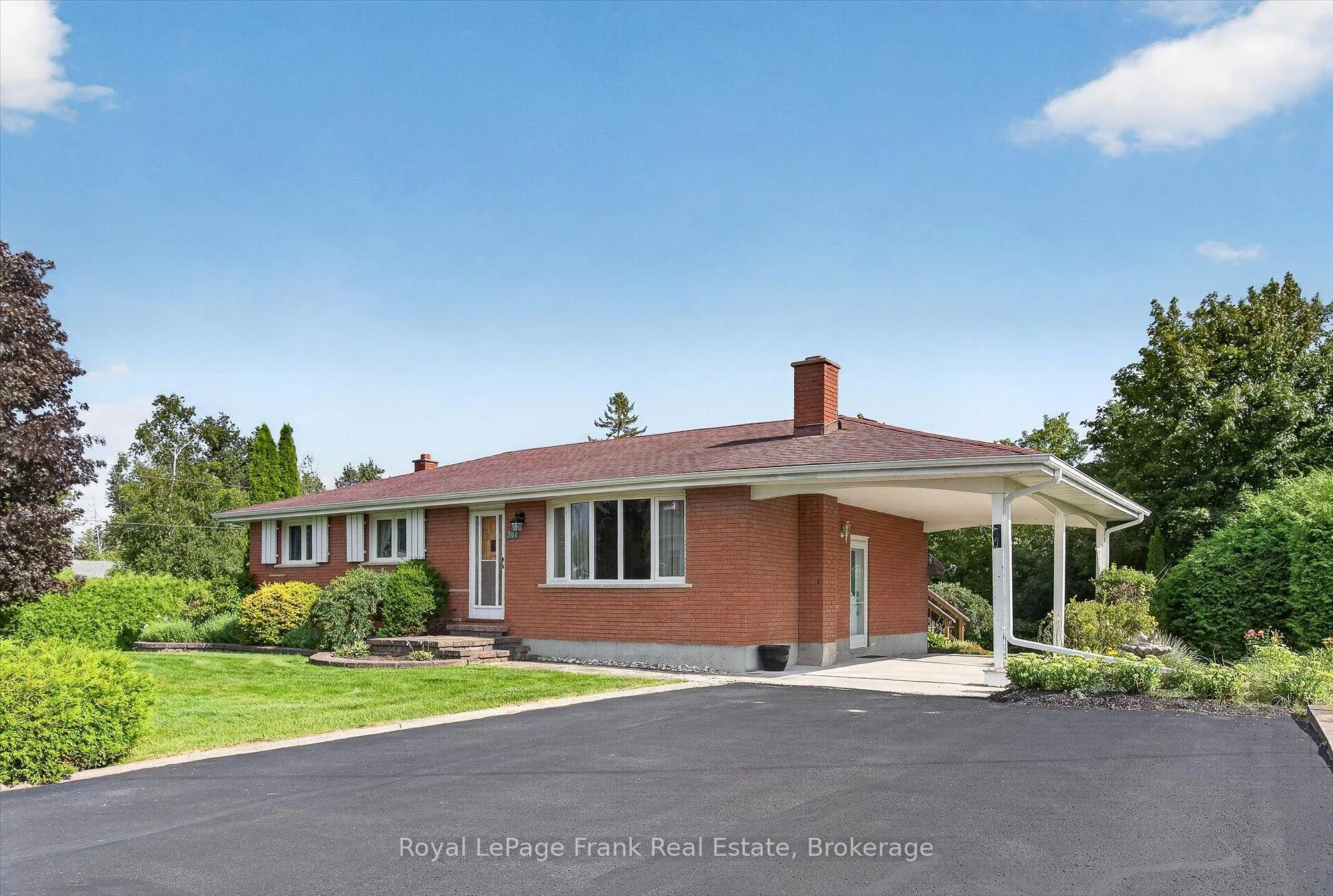 Photo 1 of 701 Joseph Street, Selwyn — HOMEH