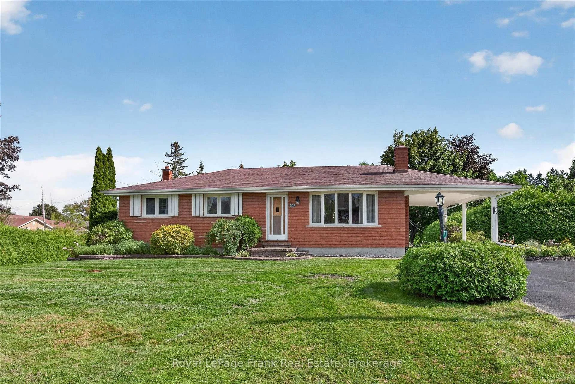 Photo 5 of 701 Joseph Street, Selwyn — HOMEH