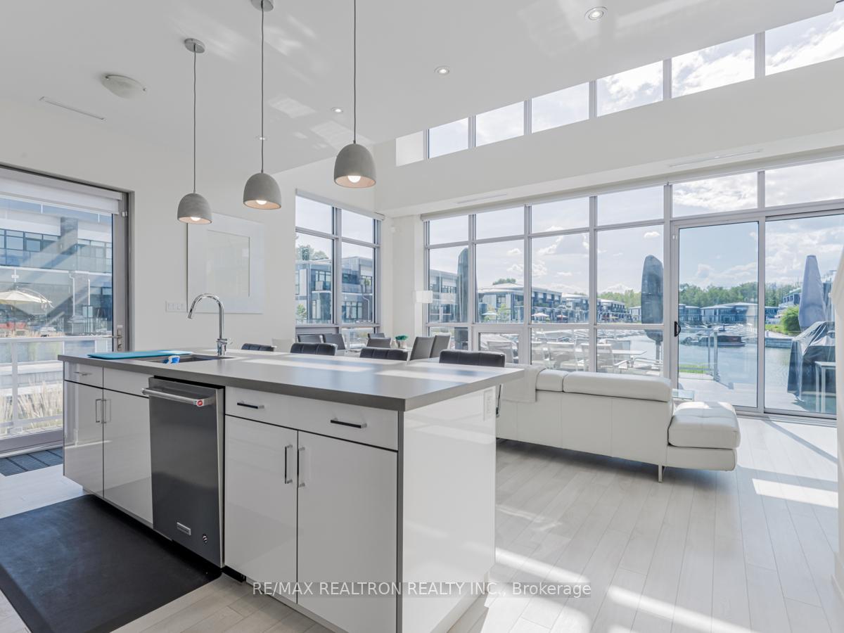 Photo 2 of 3700 Mangusta Court, Innisfil, Rural Innisfil — HOMEH