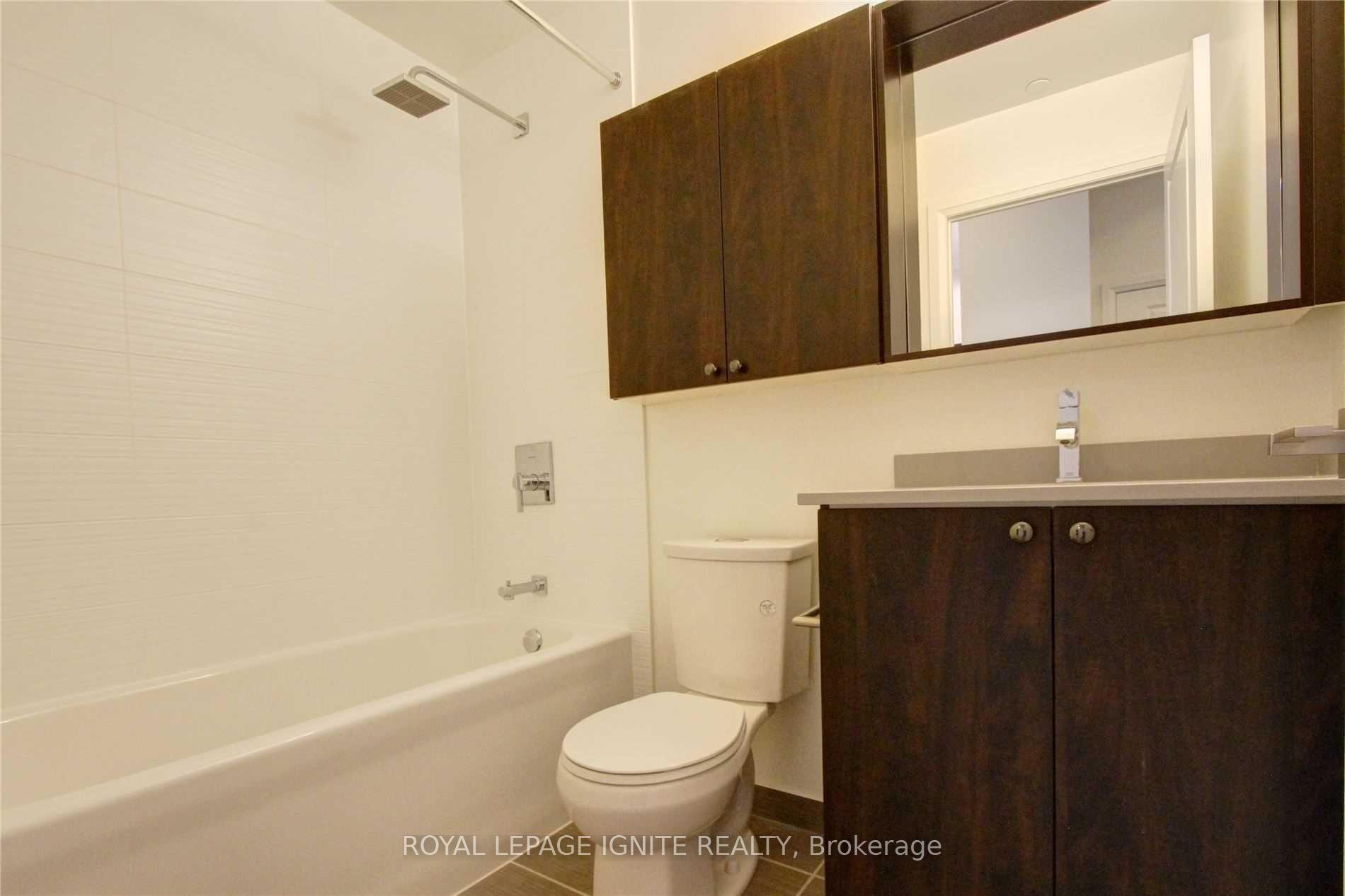 Photo 10 of Unit 3204, 3600 Highway 7 Road, Vaughan, Vaughan Corporate Centre — HOMEH