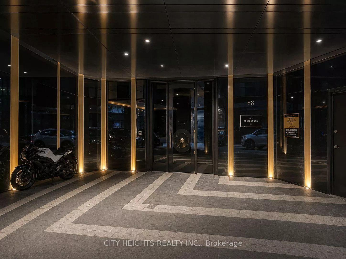 Photo 10 of Unit 1114, 88 Blue Jays Way, Toronto, Waterfront Communities — HOMEH