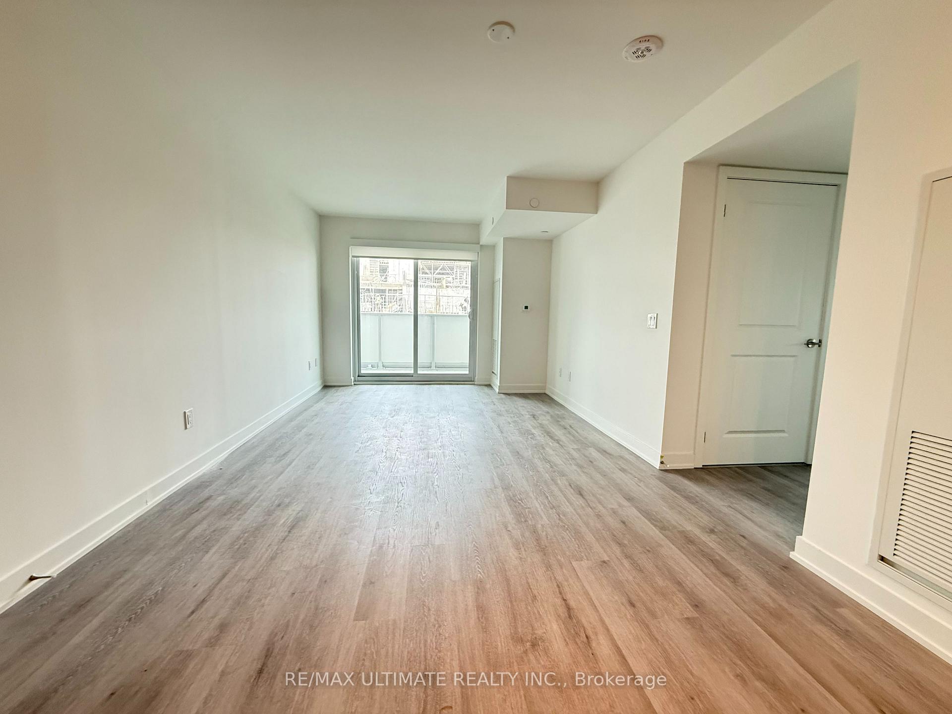 Photo 3 of Unit 303, 1010 Sandy Beach Road, Pickering, Bay Ridges — HOMEH