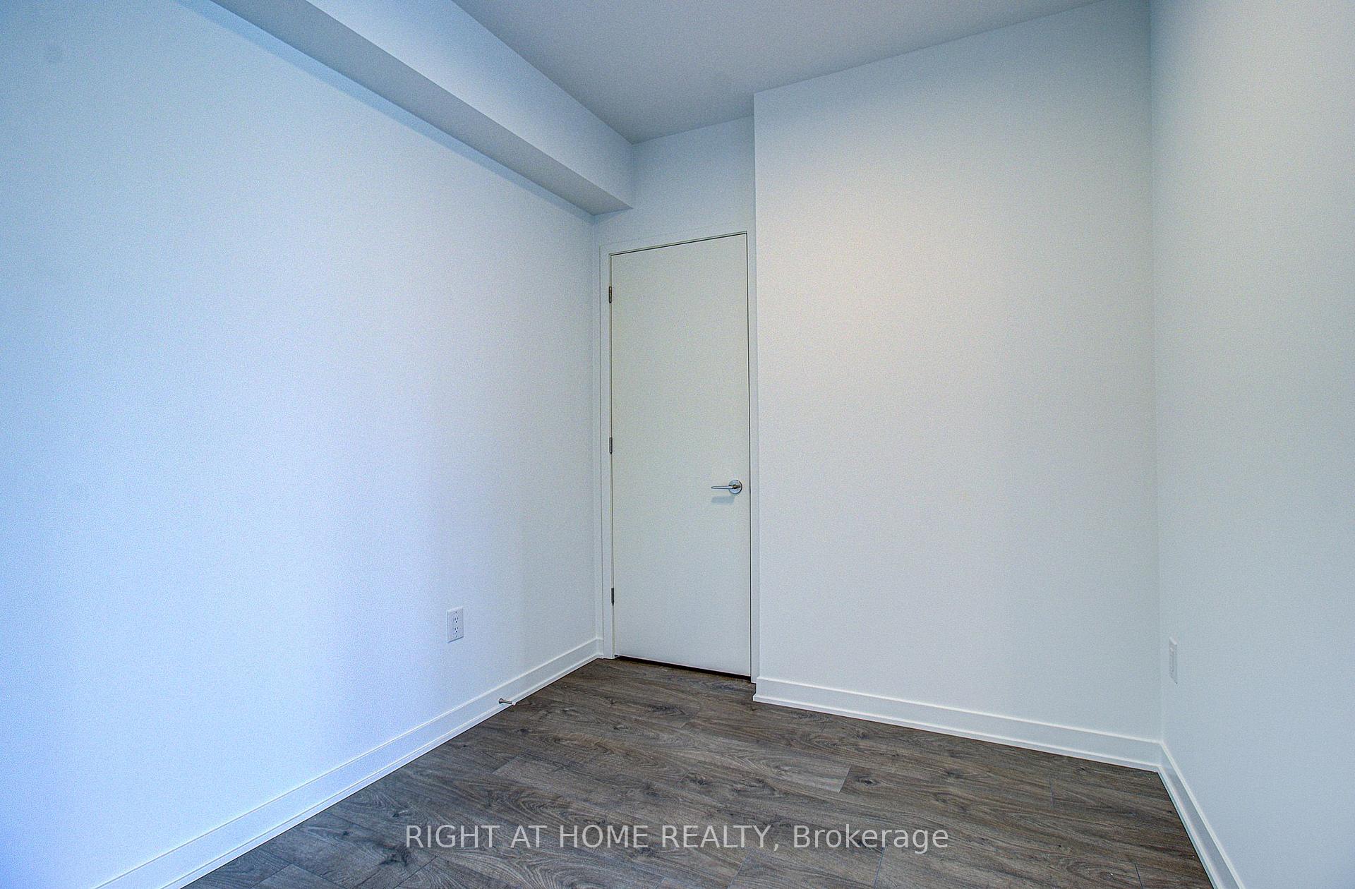 Photo 5 of Unit 907, 10 Oak Street, Toronto, Regent Park — HOMEH