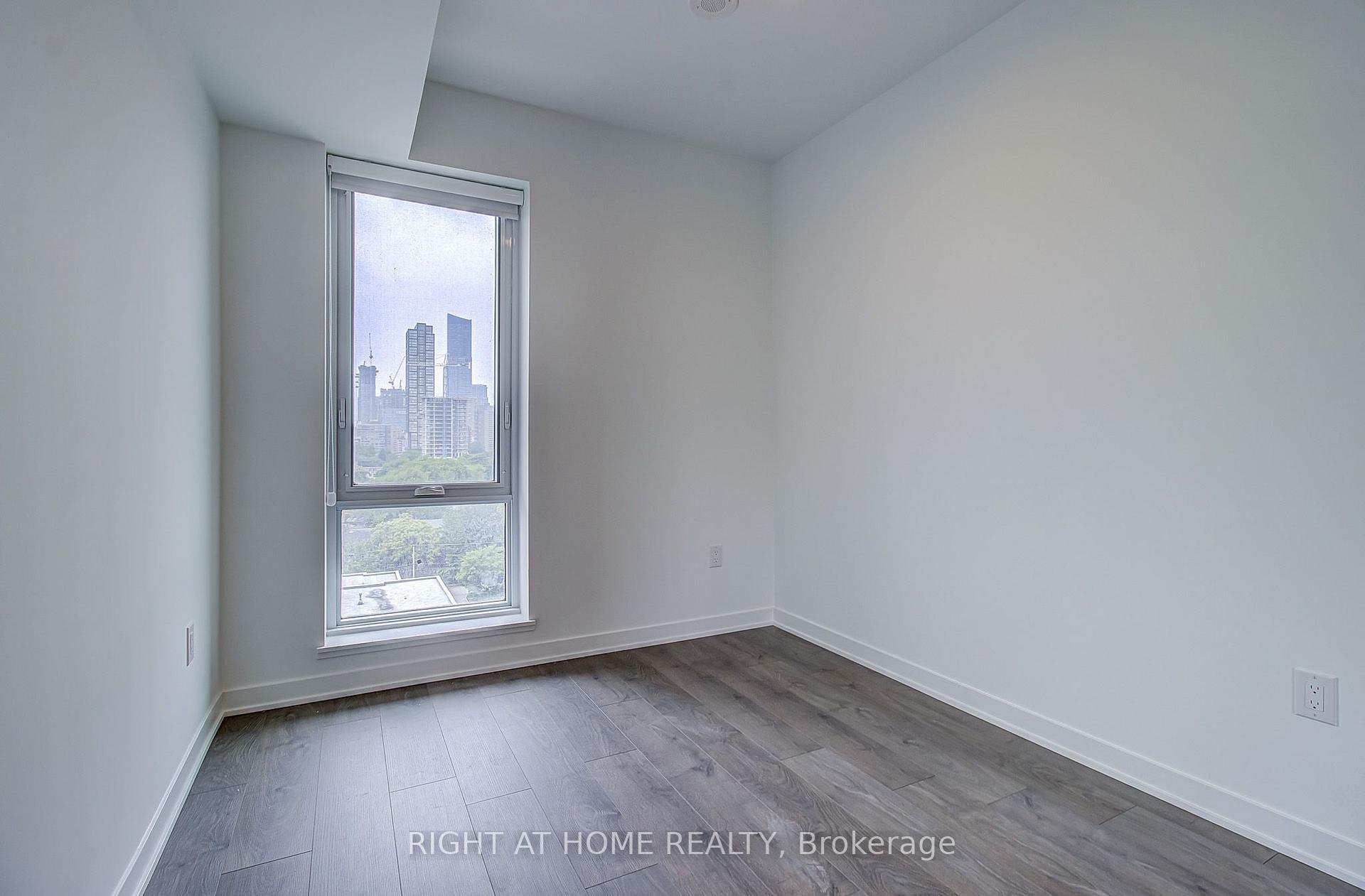 Photo 10 of Unit 907, 10 Oak Street, Toronto, Regent Park — HOMEH