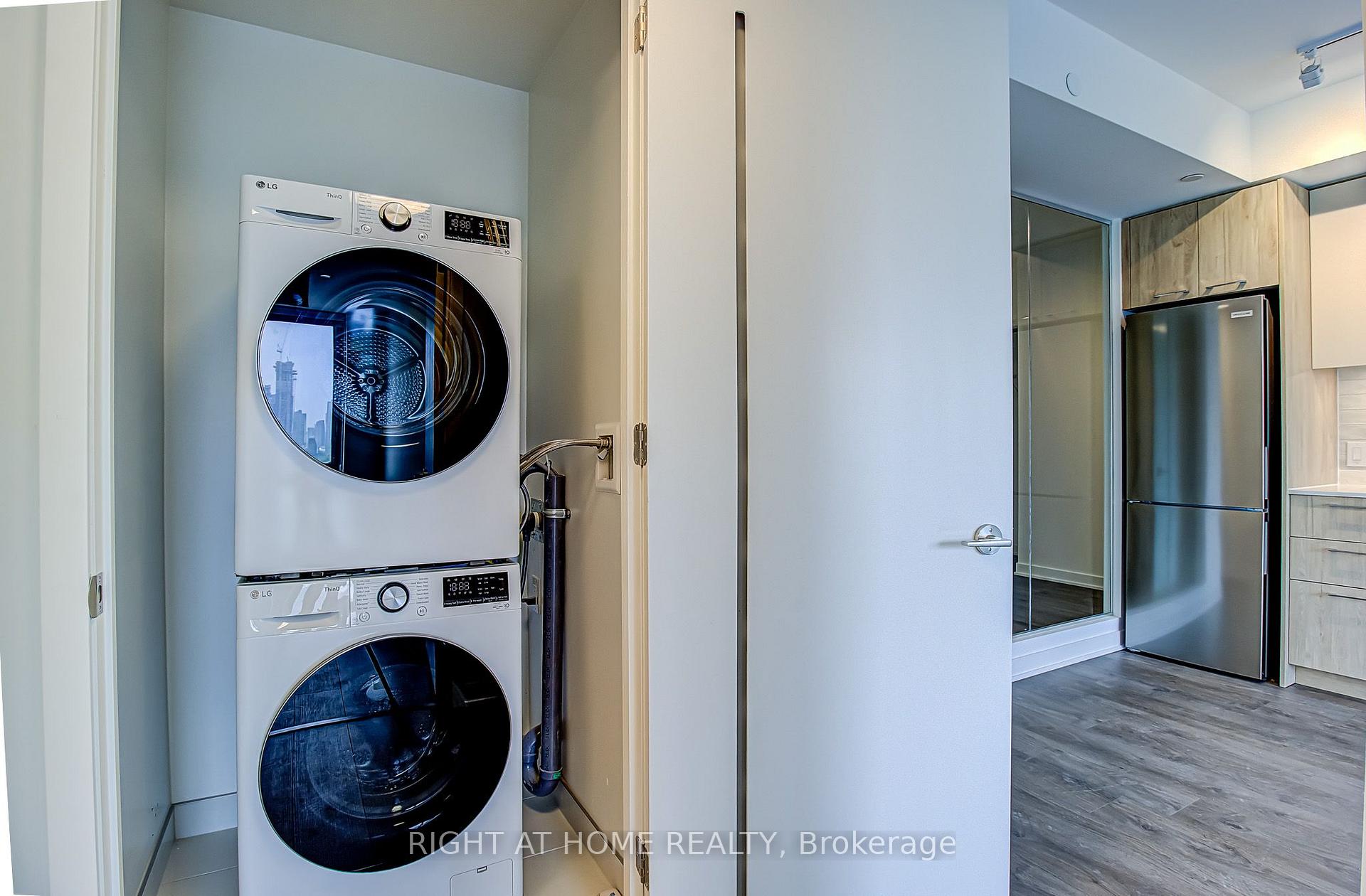 Photo 12 of Unit 907, 10 Oak Street, Toronto, Regent Park — HOMEH