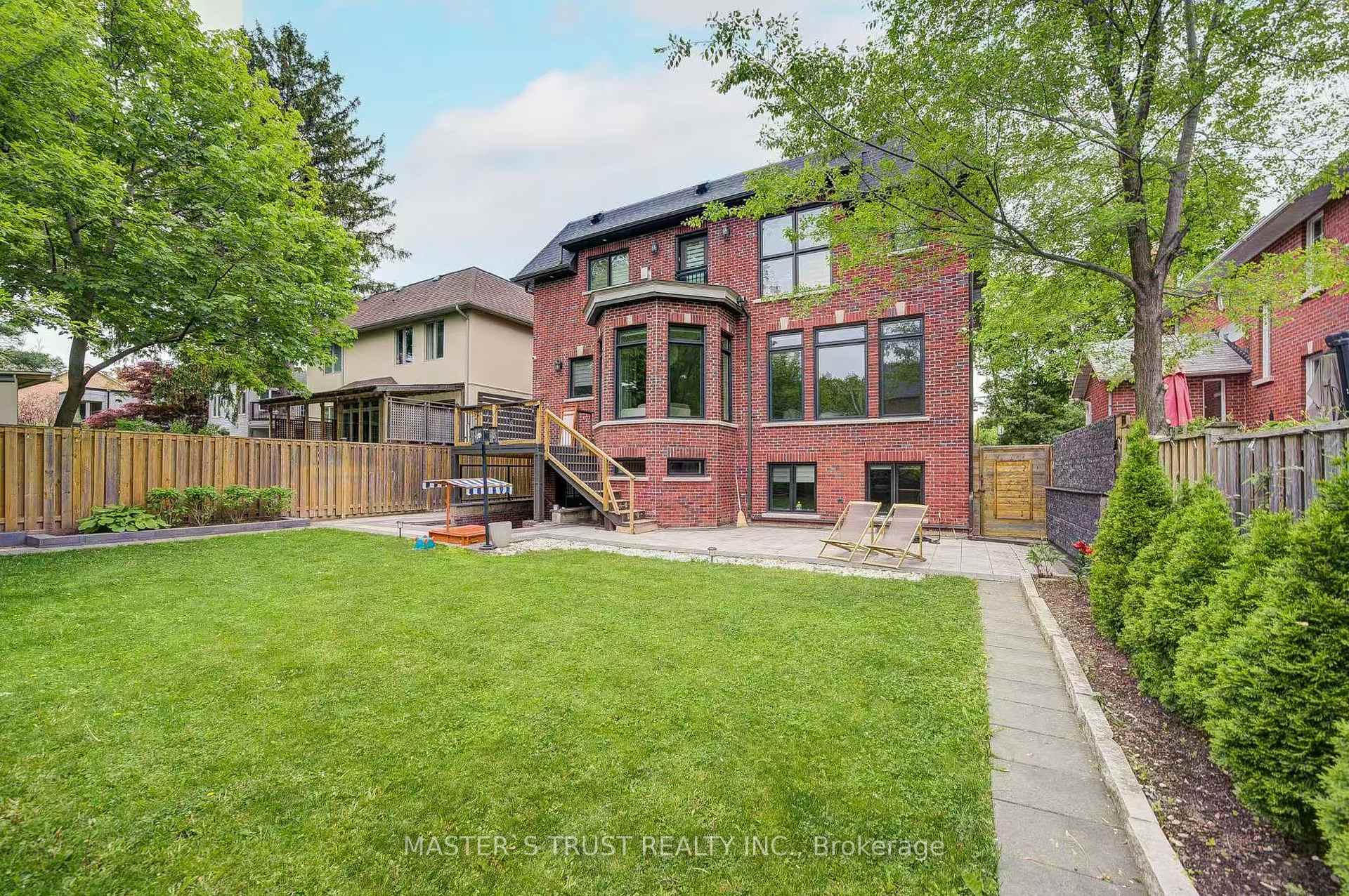 Photo 23 of 103 Burndale Avenue, North York, Lansing-Westgate — HOMEH