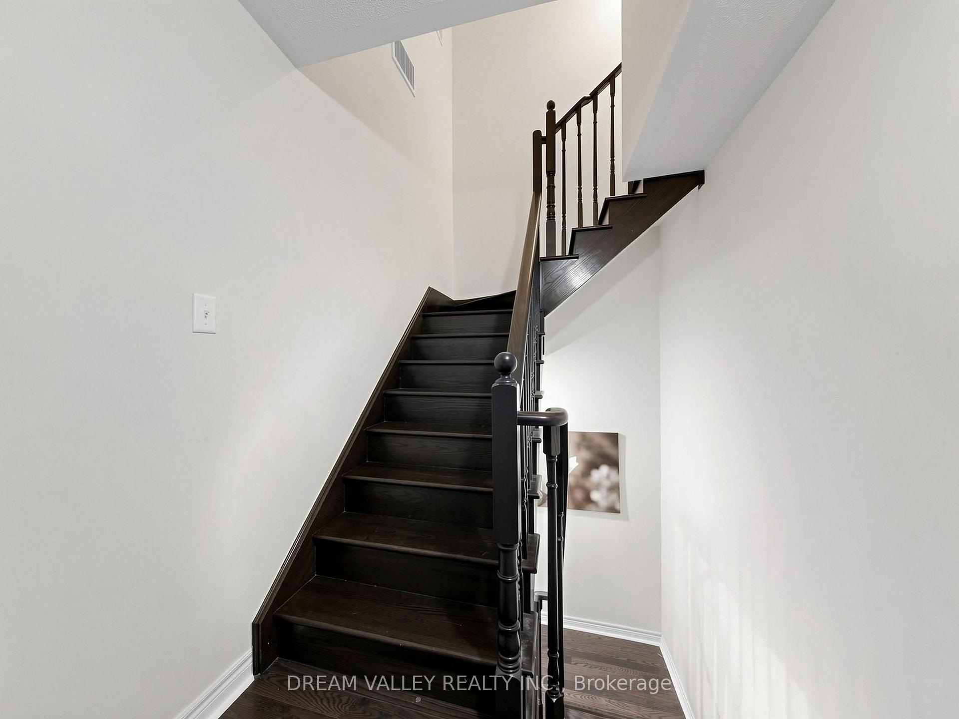 Photo 14 of 8 Zezel Way, Scarborough, Dorset Park — HOMEH