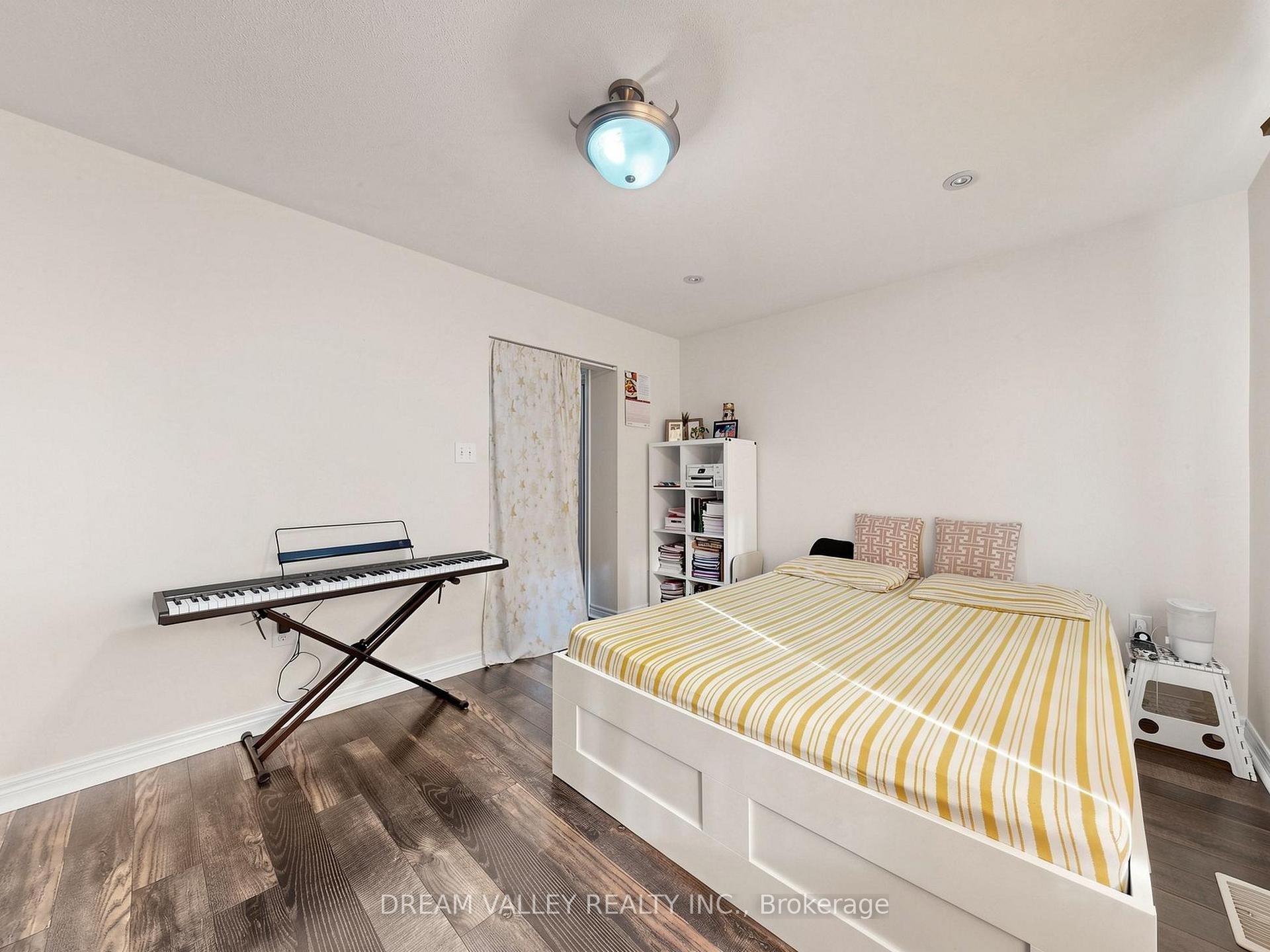 Photo 19 of 8 Zezel Way, Scarborough, Dorset Park — HOMEH