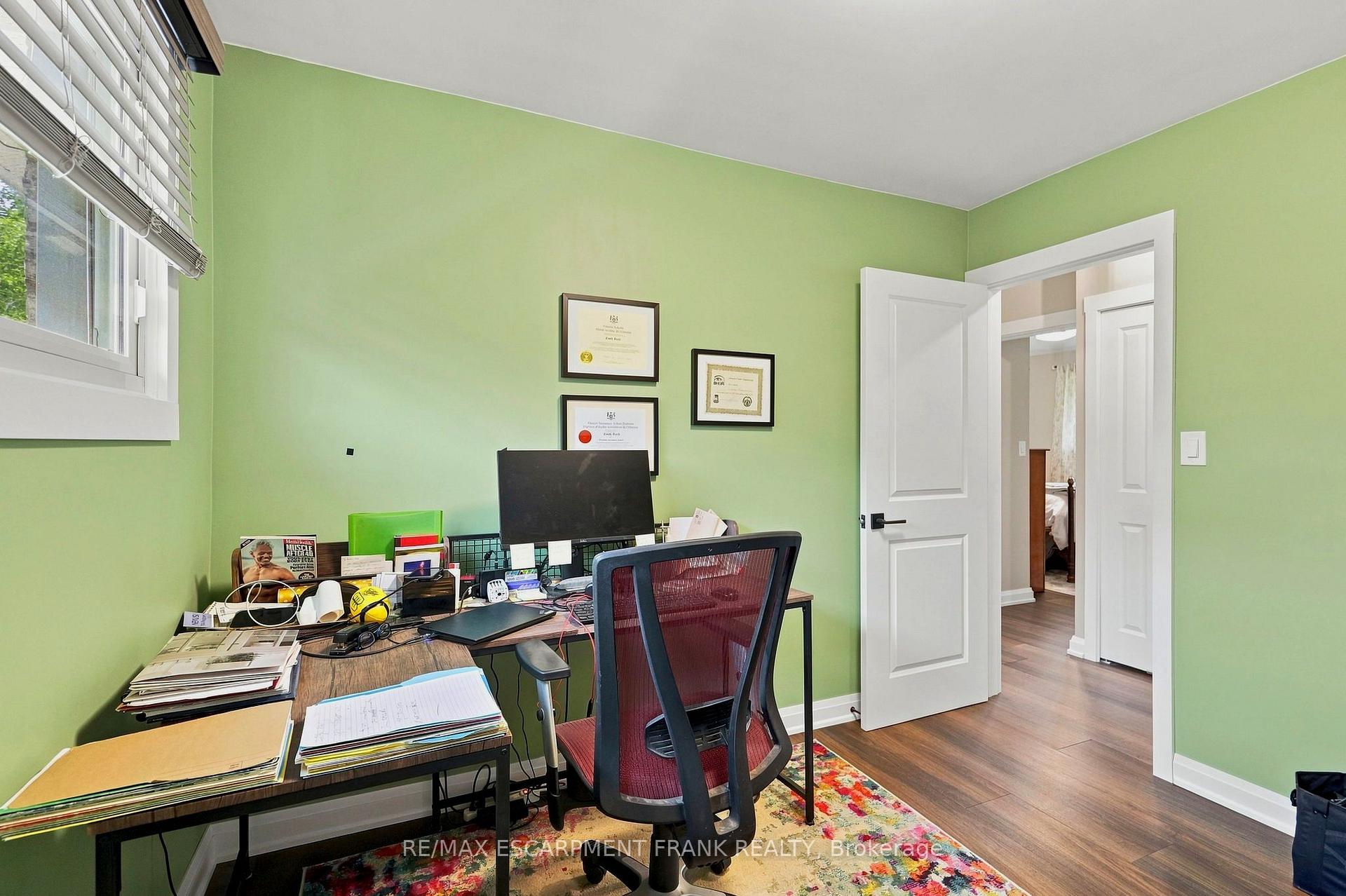 Photo 24 of 1008 Garth Street, Hamilton, Gilbert — HOMEH