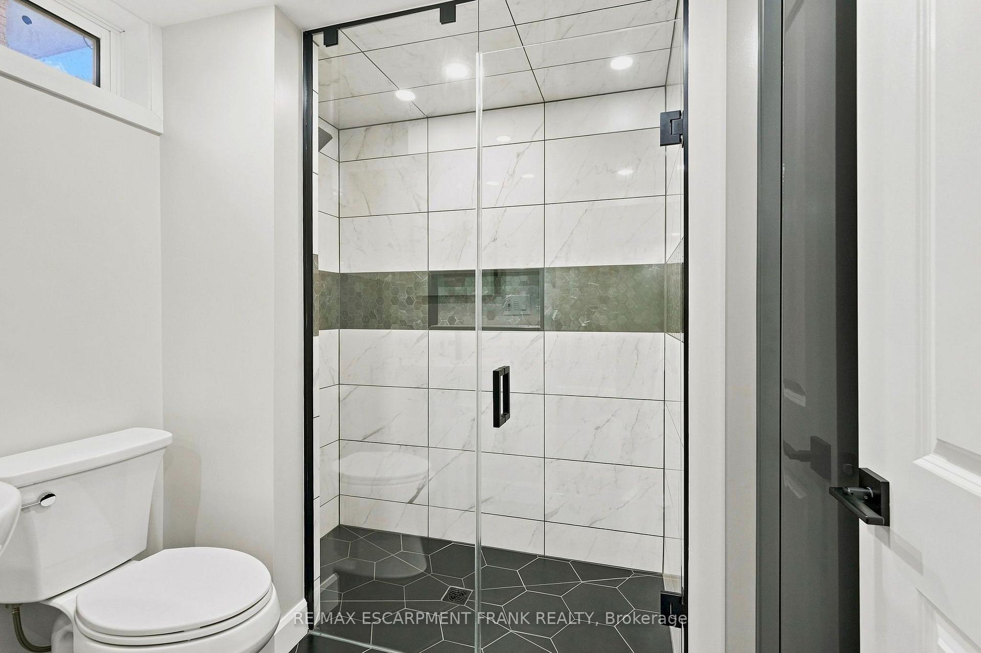 Photo 35 of 1008 Garth Street, Hamilton, Gilbert — HOMEH