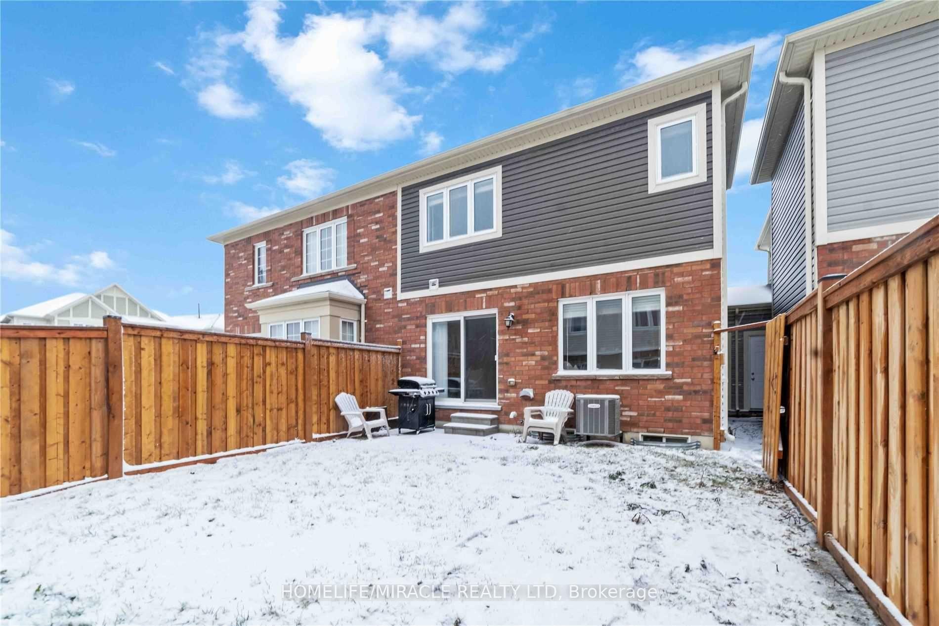 Photo 26 of 21 Donlamont Circle, Brampton, Northwest Brampton — HOMEH
