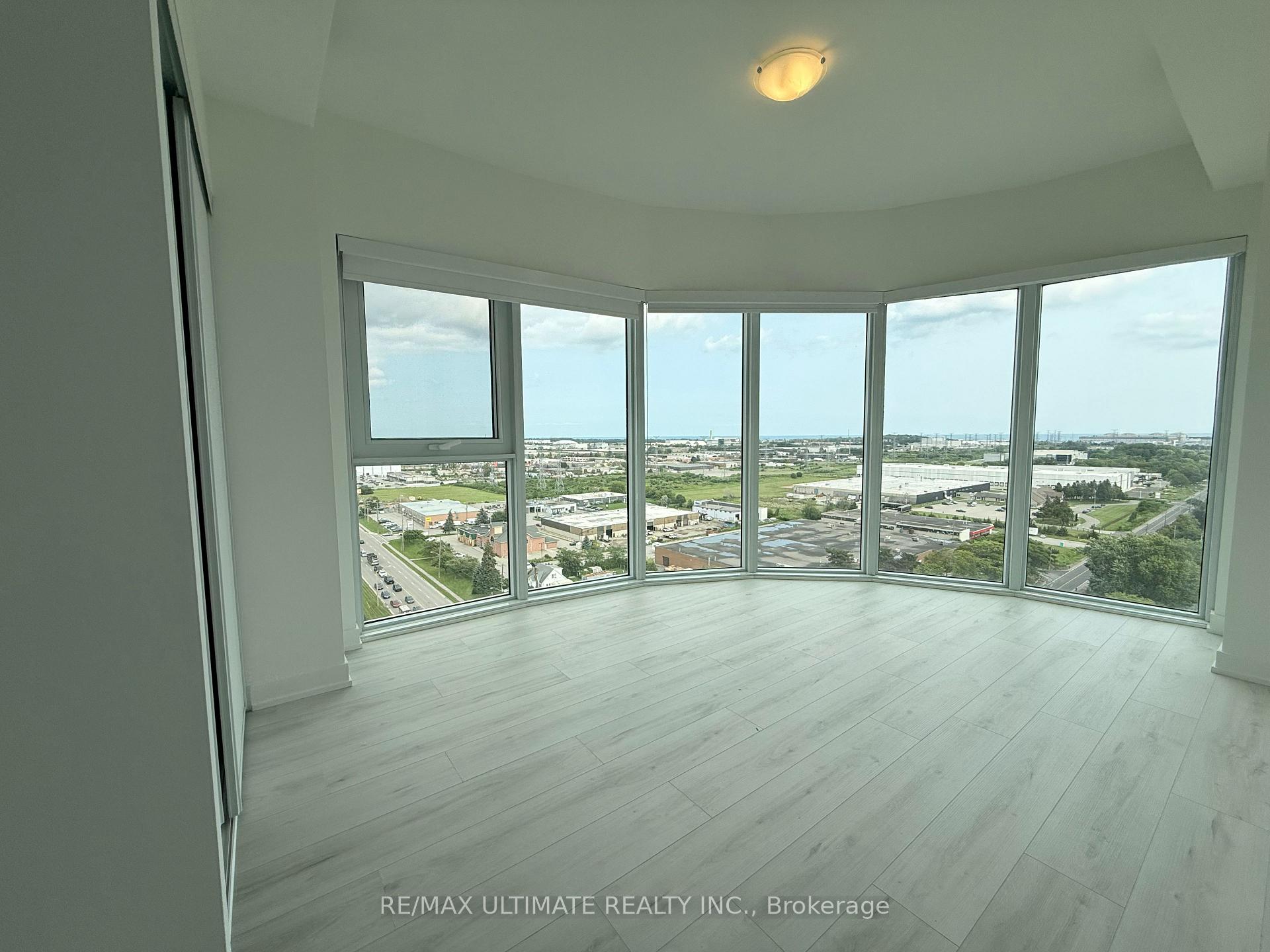 Photo 6 of Unit 1605, 1010 Sandy Beach Road, Pickering, Bay Ridges — HOMEH