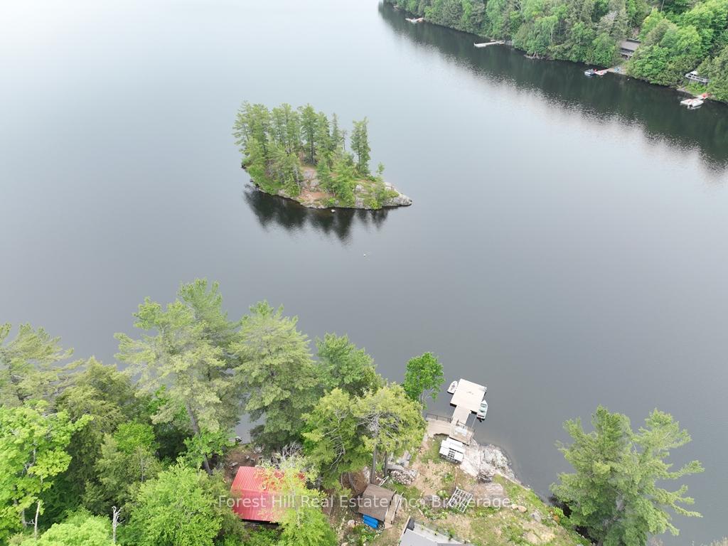 Photo 5 of 1293 Causeway Drive, Algonquin Highlands, McClintock — HOMEH