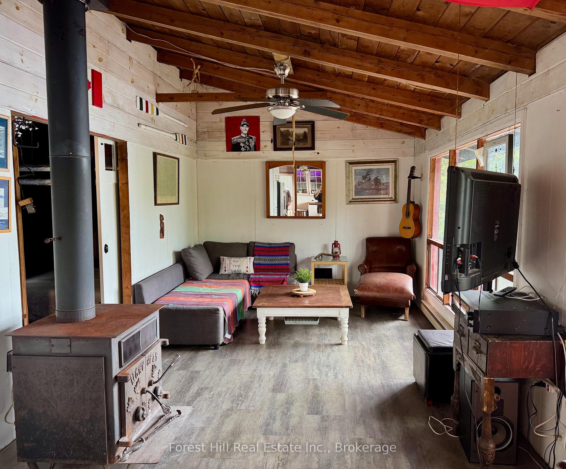 Photo 22 of 1293 Causeway Drive, Algonquin Highlands, McClintock — HOMEH