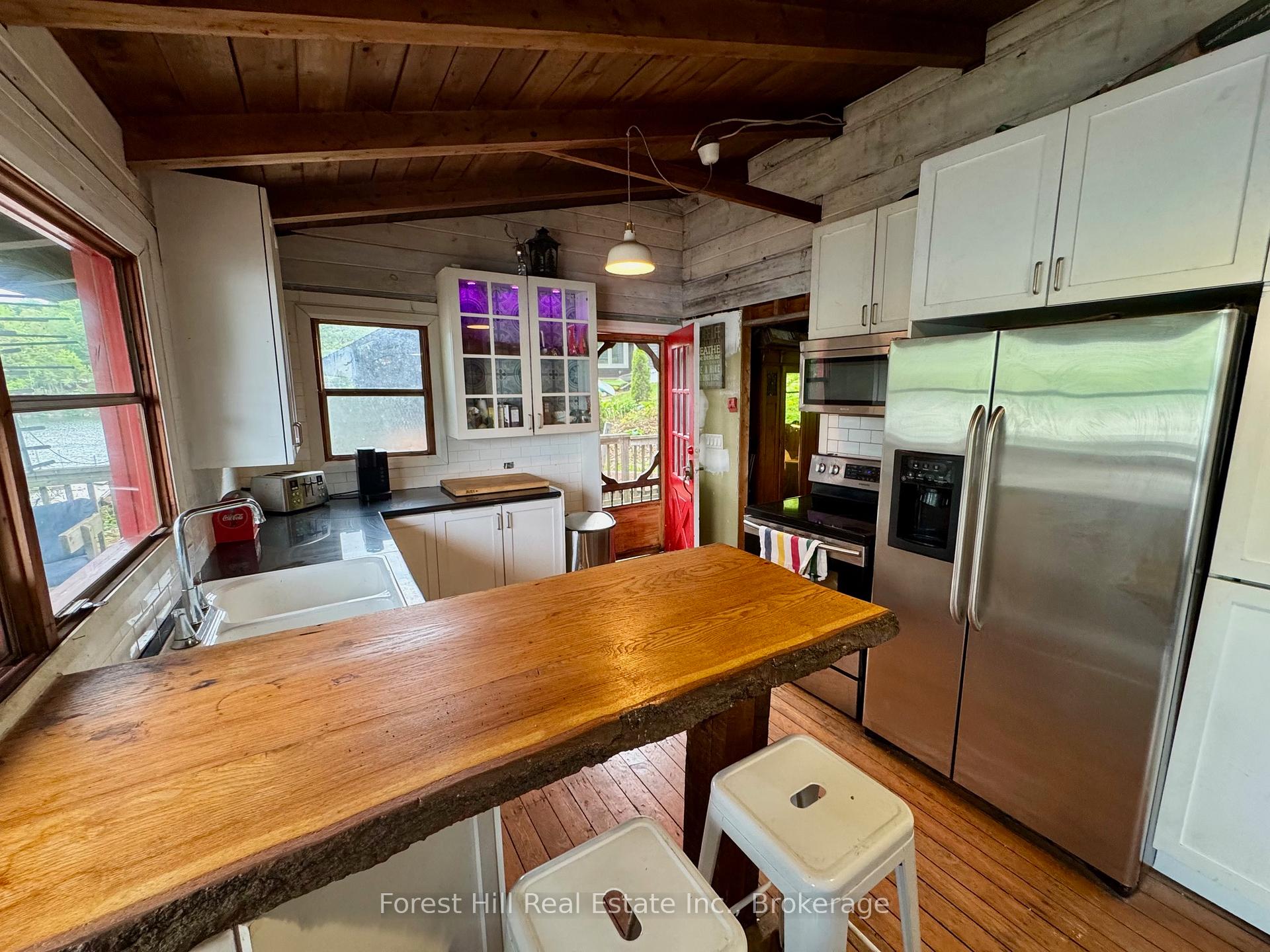 Photo 27 of 1293 Causeway Drive, Algonquin Highlands, McClintock — HOMEH