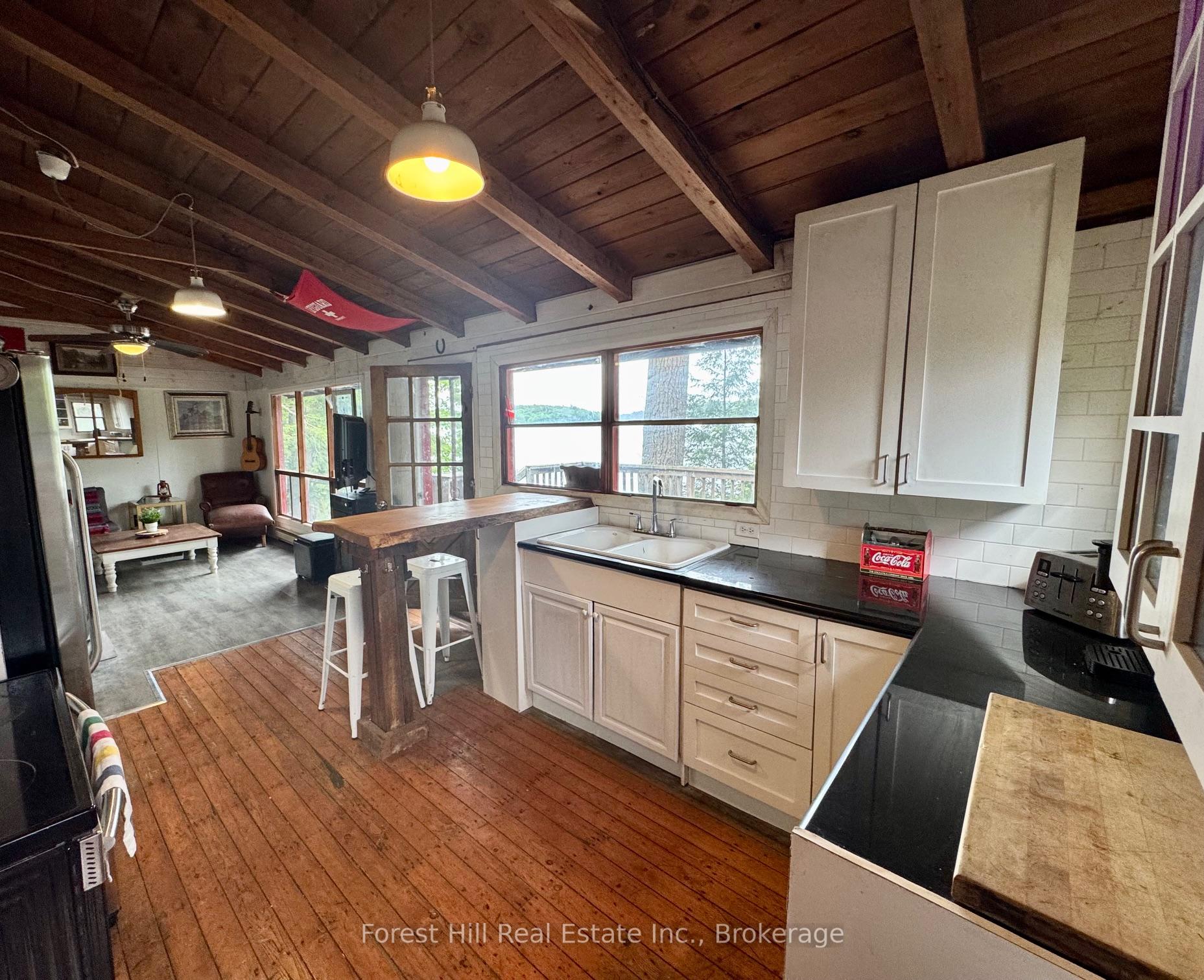 Photo 34 of 1293 Causeway Drive, Algonquin Highlands, McClintock — HOMEH