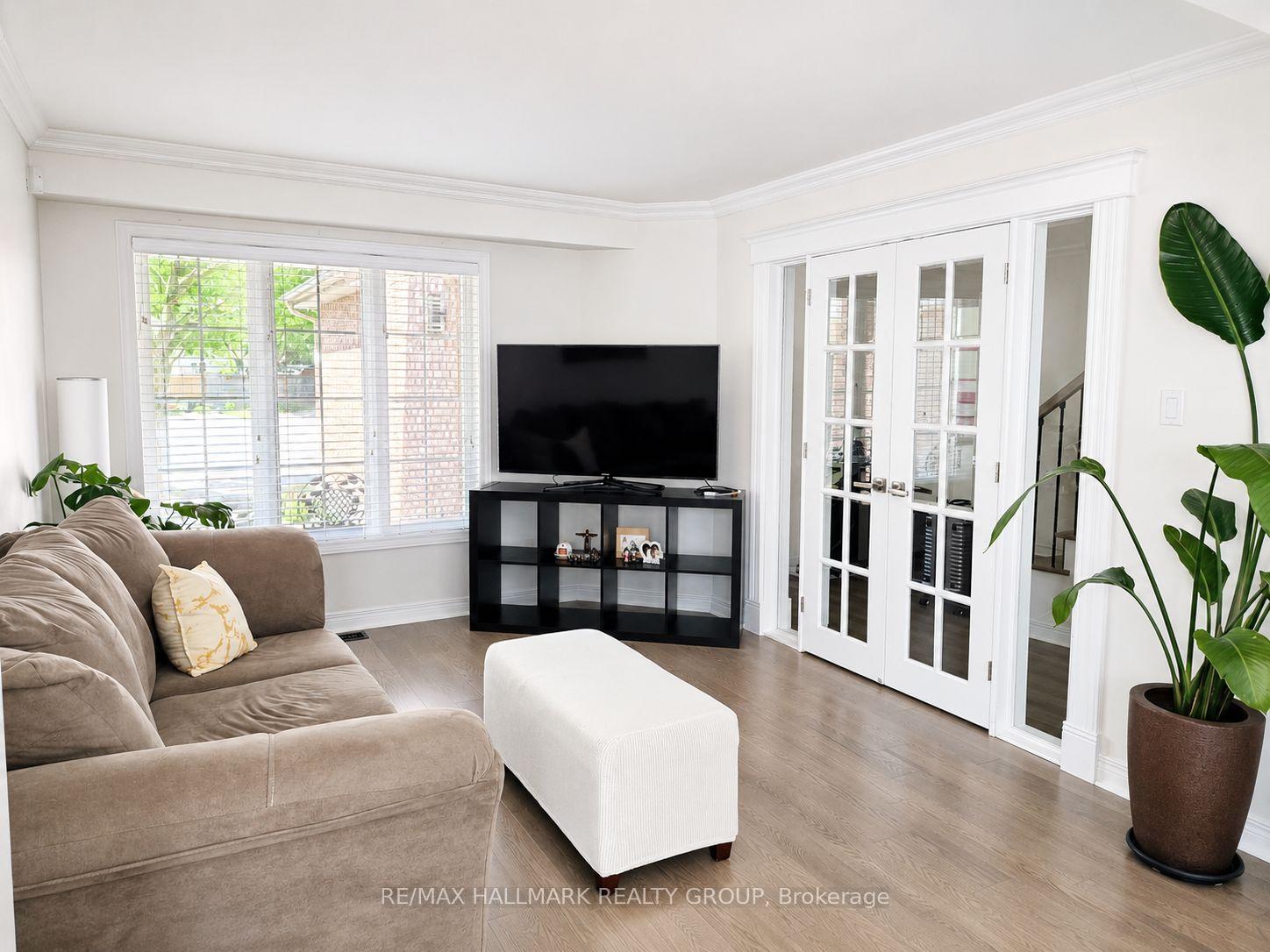 Photo 5 of 1374 Chicory Place, Ottawa, Carson Grove — HOMEH
