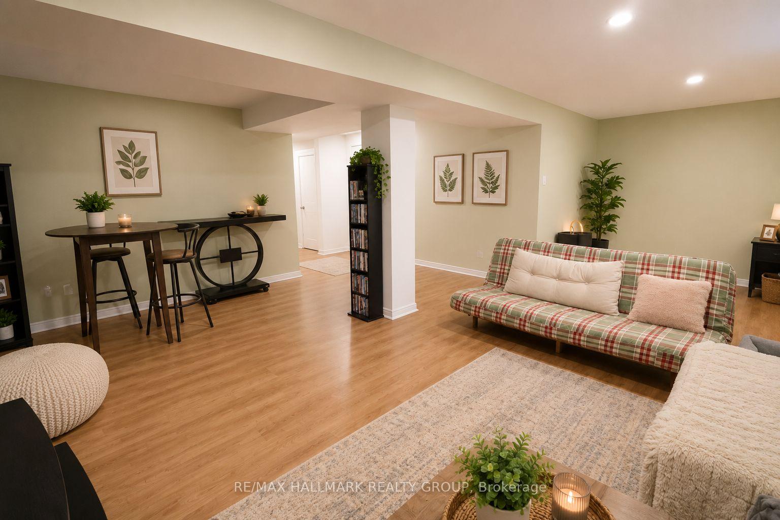 Photo 24 of 1374 Chicory Place, Ottawa, Carson Grove — HOMEH