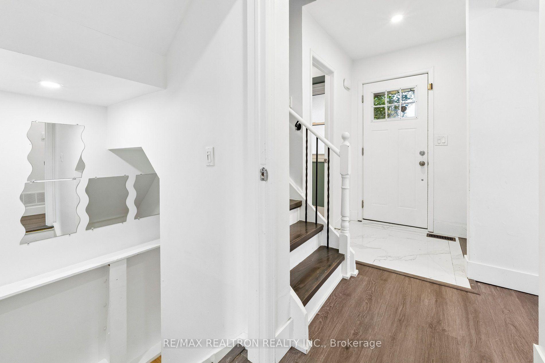 Photo 27 of 409 Cobblehill Drive, Oshawa, Pinecrest — HOMEH