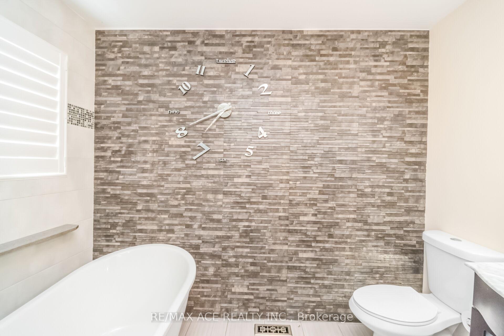 Photo 35 of Unit Main, 86 Treasure Drive, Brampton, Fletcher's Meadow — HOMEH