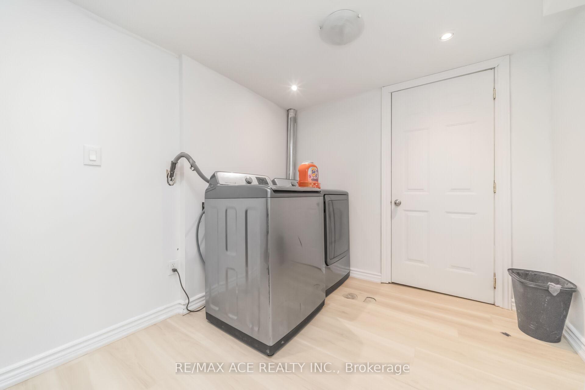 Photo 40 of Unit Main, 86 Treasure Drive, Brampton, Fletcher's Meadow — HOMEH