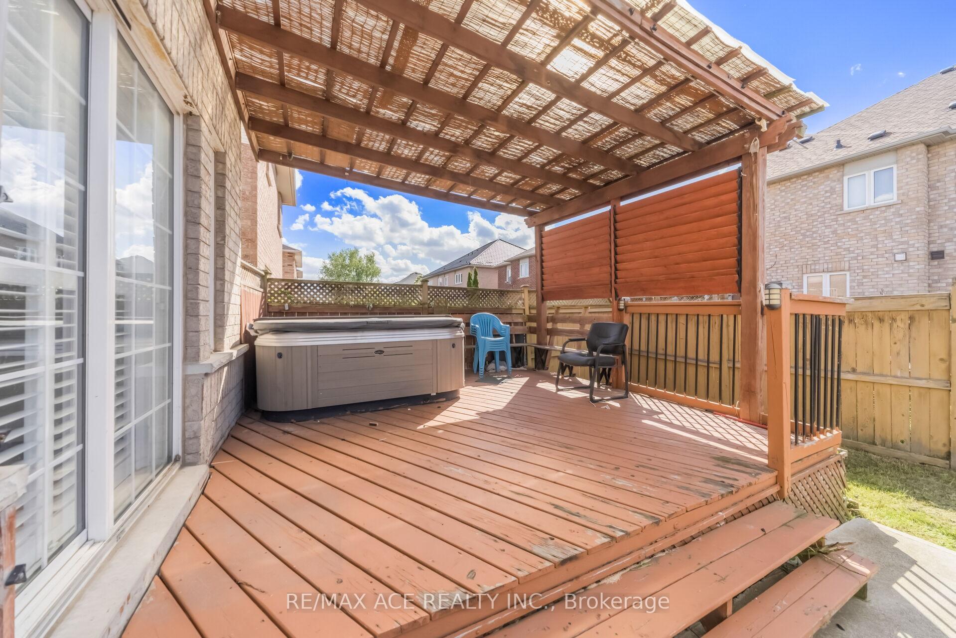 Photo 41 of Unit Main, 86 Treasure Drive, Brampton, Fletcher's Meadow — HOMEH