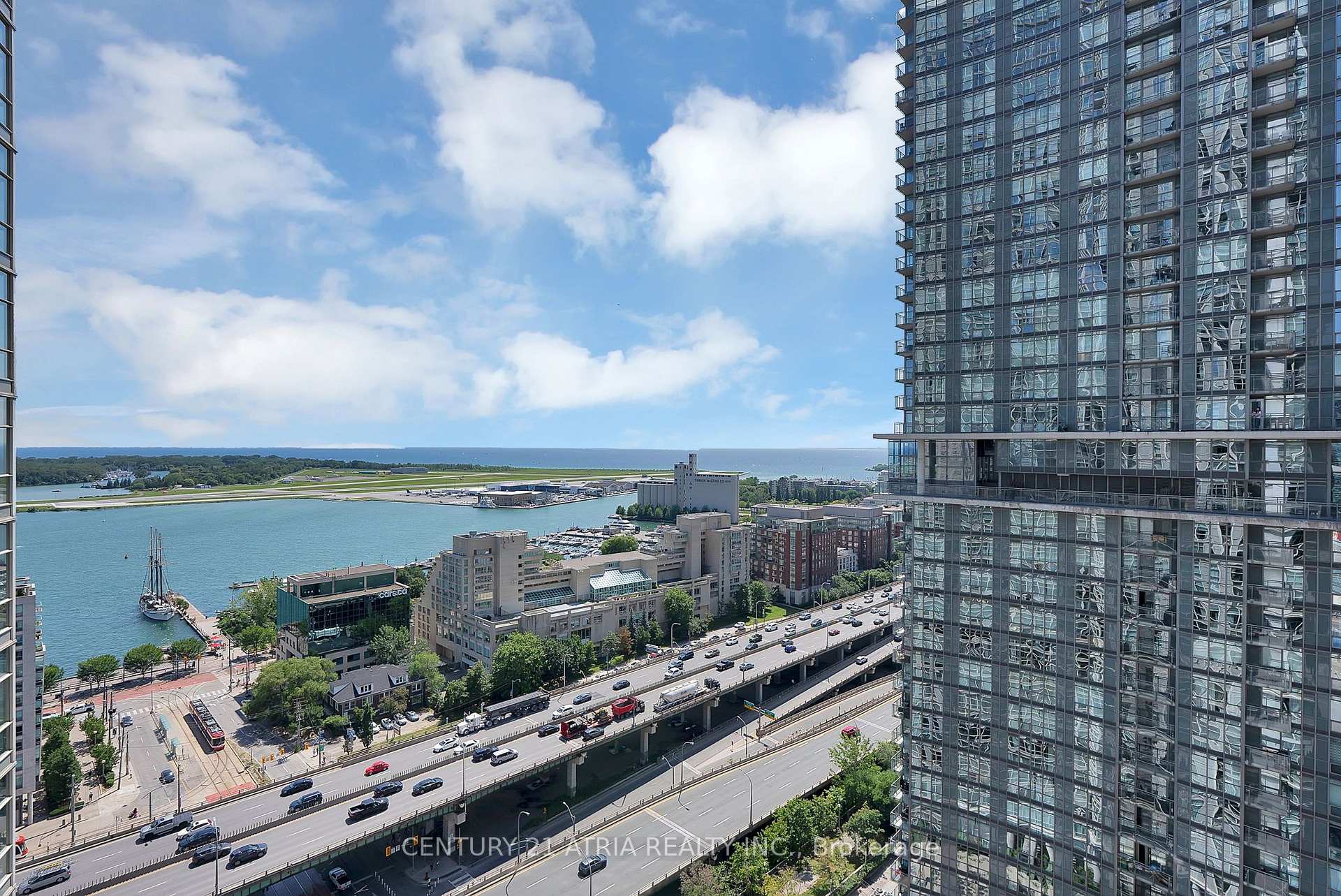 Photo 7 of Unit 2702, 35 Mariner Terrace, Toronto, Waterfront Communities — HOMEH