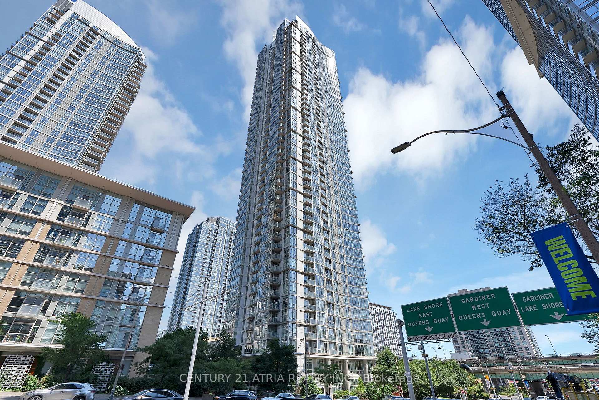 Photo 8 of Unit 2702, 35 Mariner Terrace, Toronto, Waterfront Communities — HOMEH
