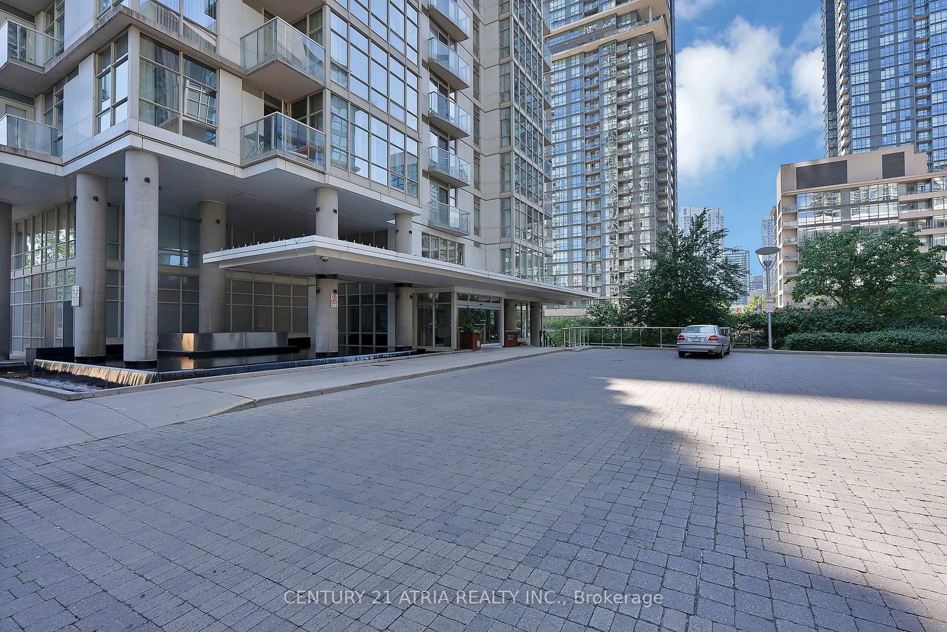 Photo 11 of Unit 2702, 35 Mariner Terrace, Toronto, Waterfront Communities — HOMEH