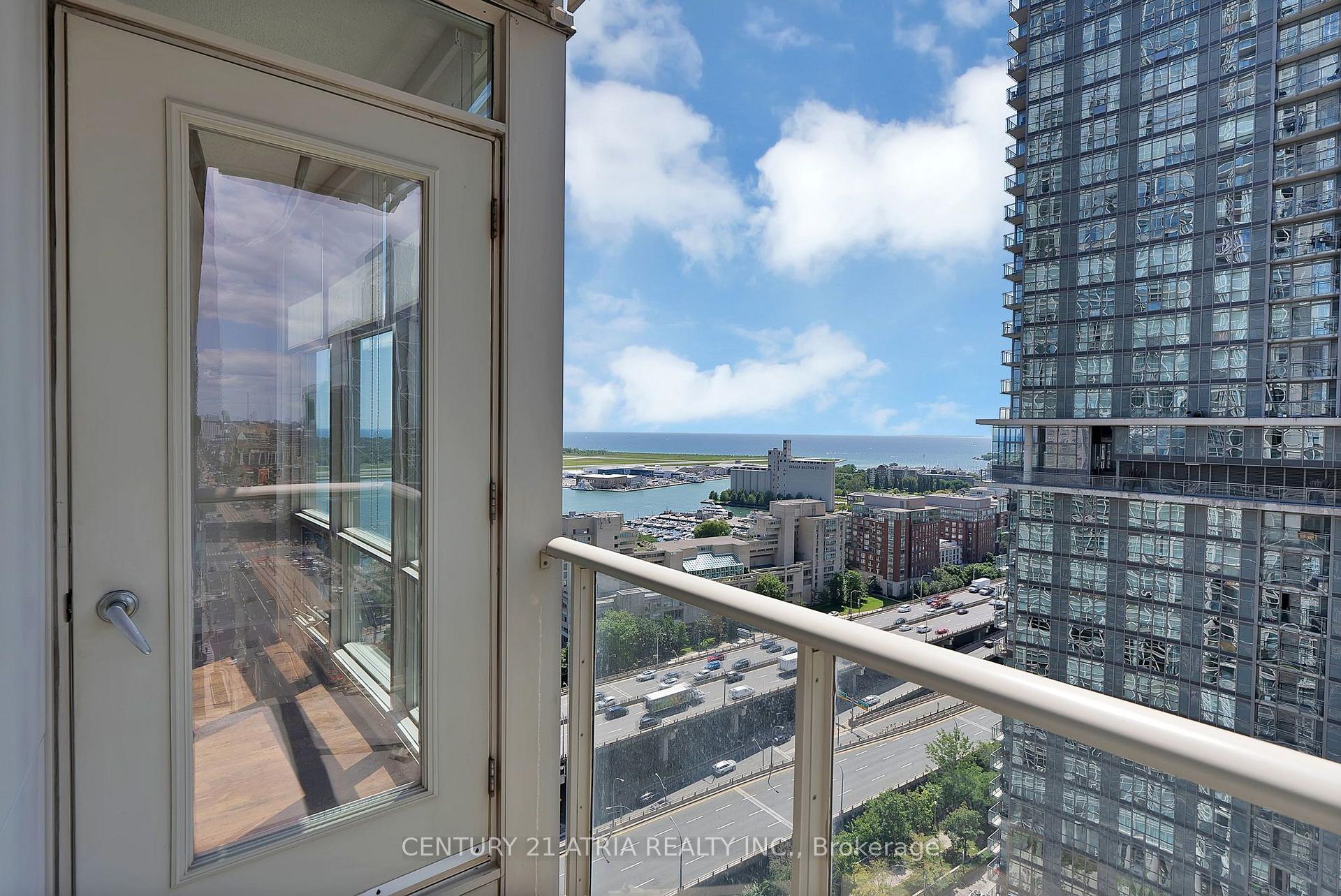Photo 16 of Unit 2702, 35 Mariner Terrace, Toronto, Waterfront Communities — HOMEH