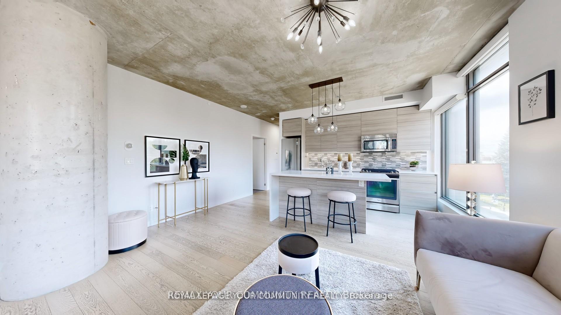 Photo 4 of Unit 314, 111 Bathurst Street, Toronto, Waterfront Communities — HOMEH