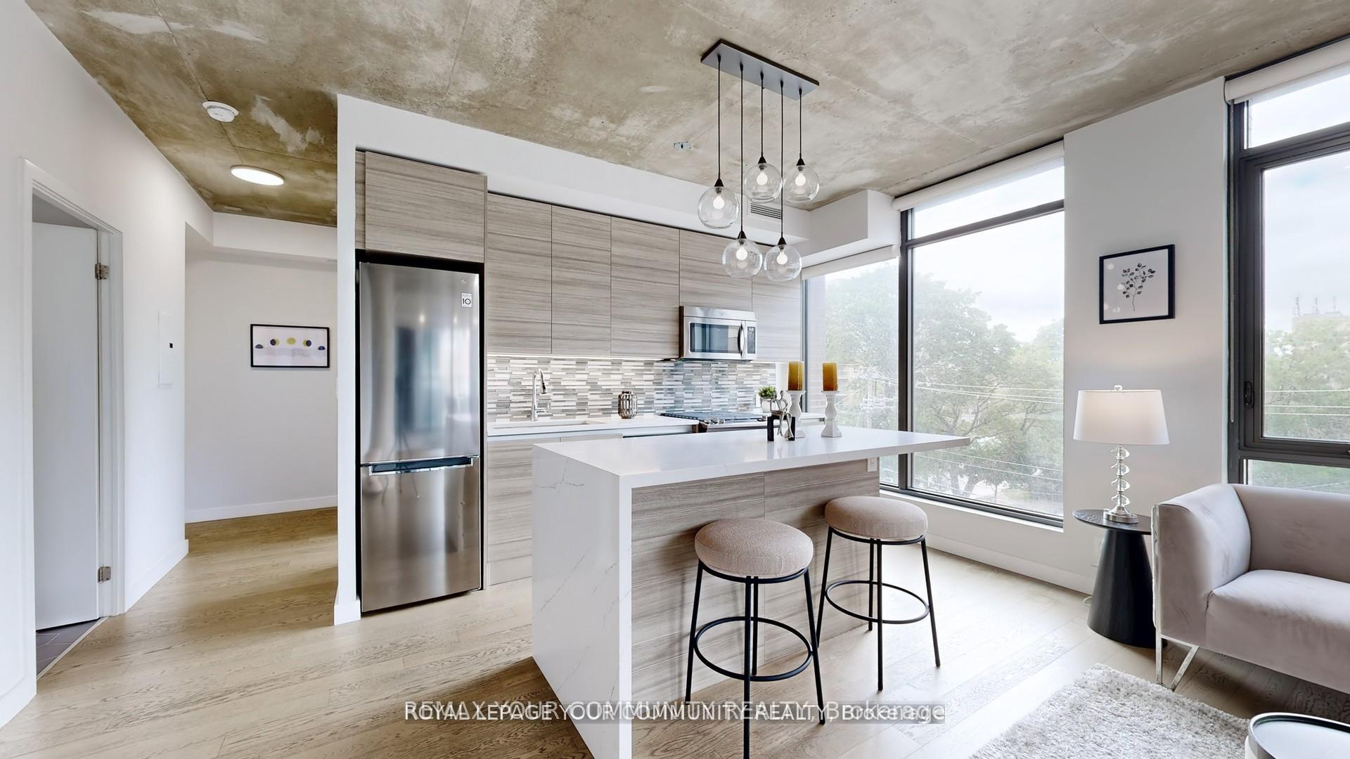 Photo 6 of Unit 314, 111 Bathurst Street, Toronto, Waterfront Communities — HOMEH