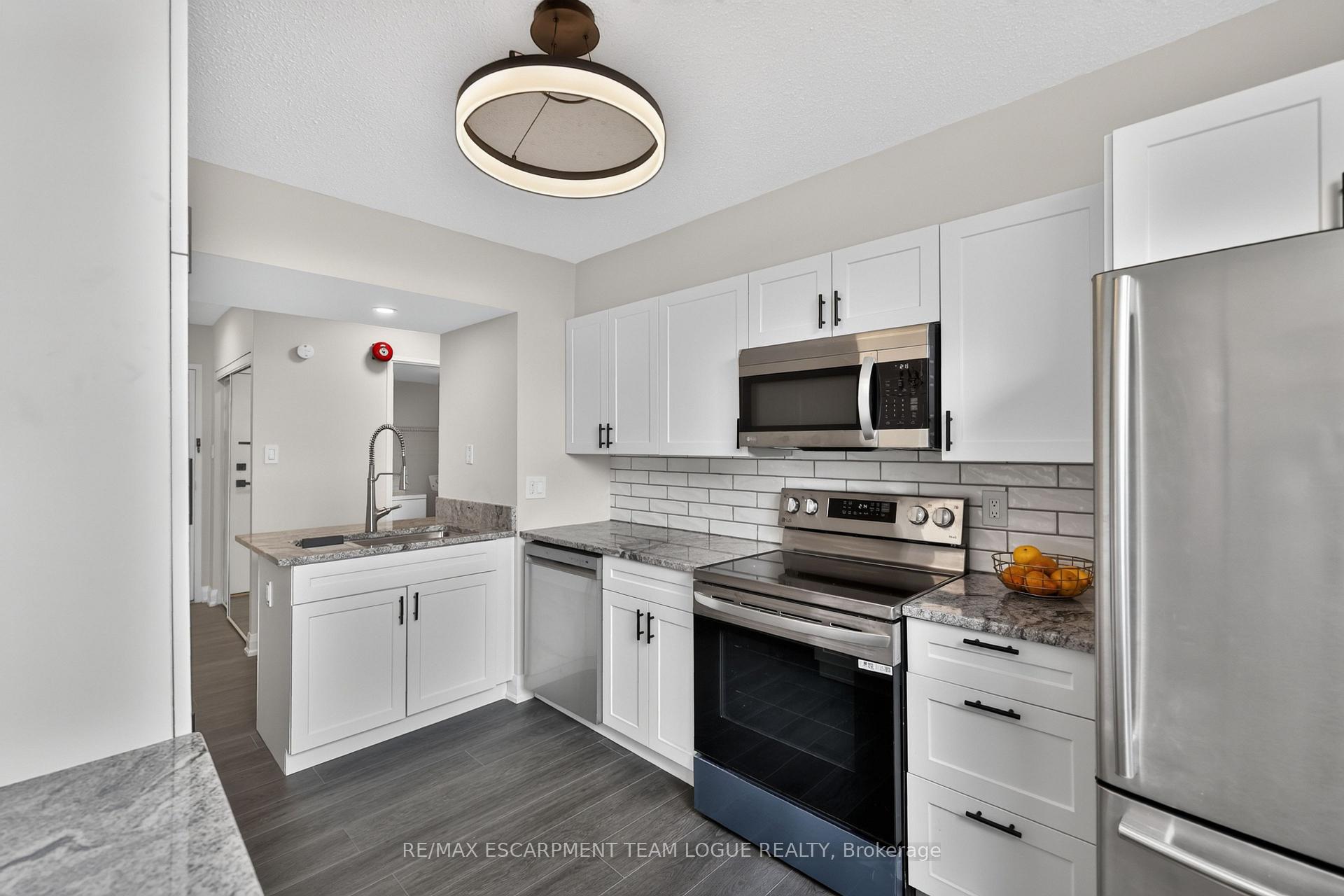 Photo 10 of Unit 401, 700 Dynes Road, Burlington, Roseland — HOMEH