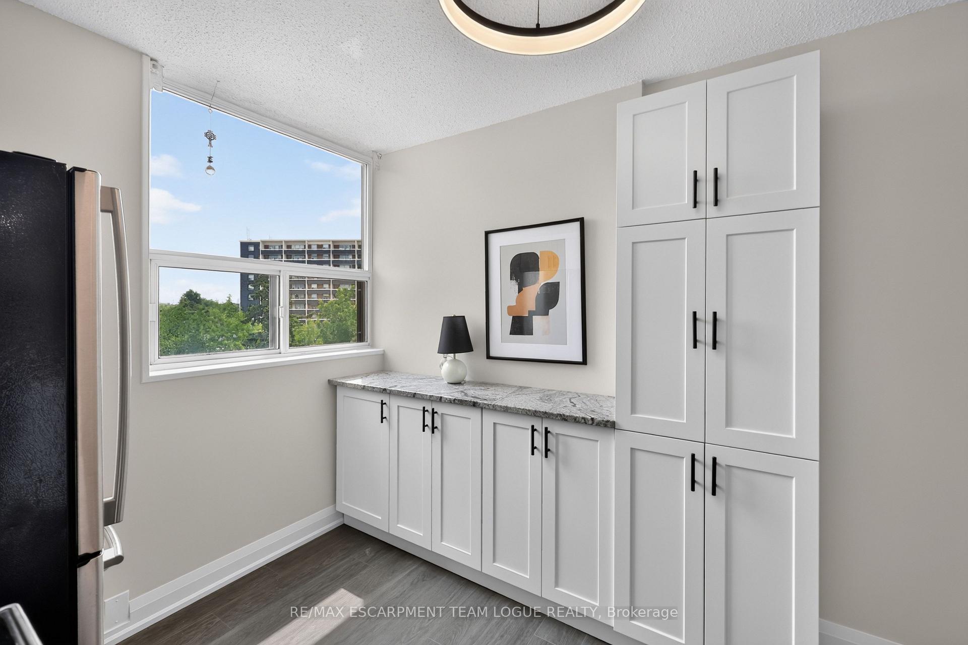 Photo 11 of Unit 401, 700 Dynes Road, Burlington, Roseland — HOMEH